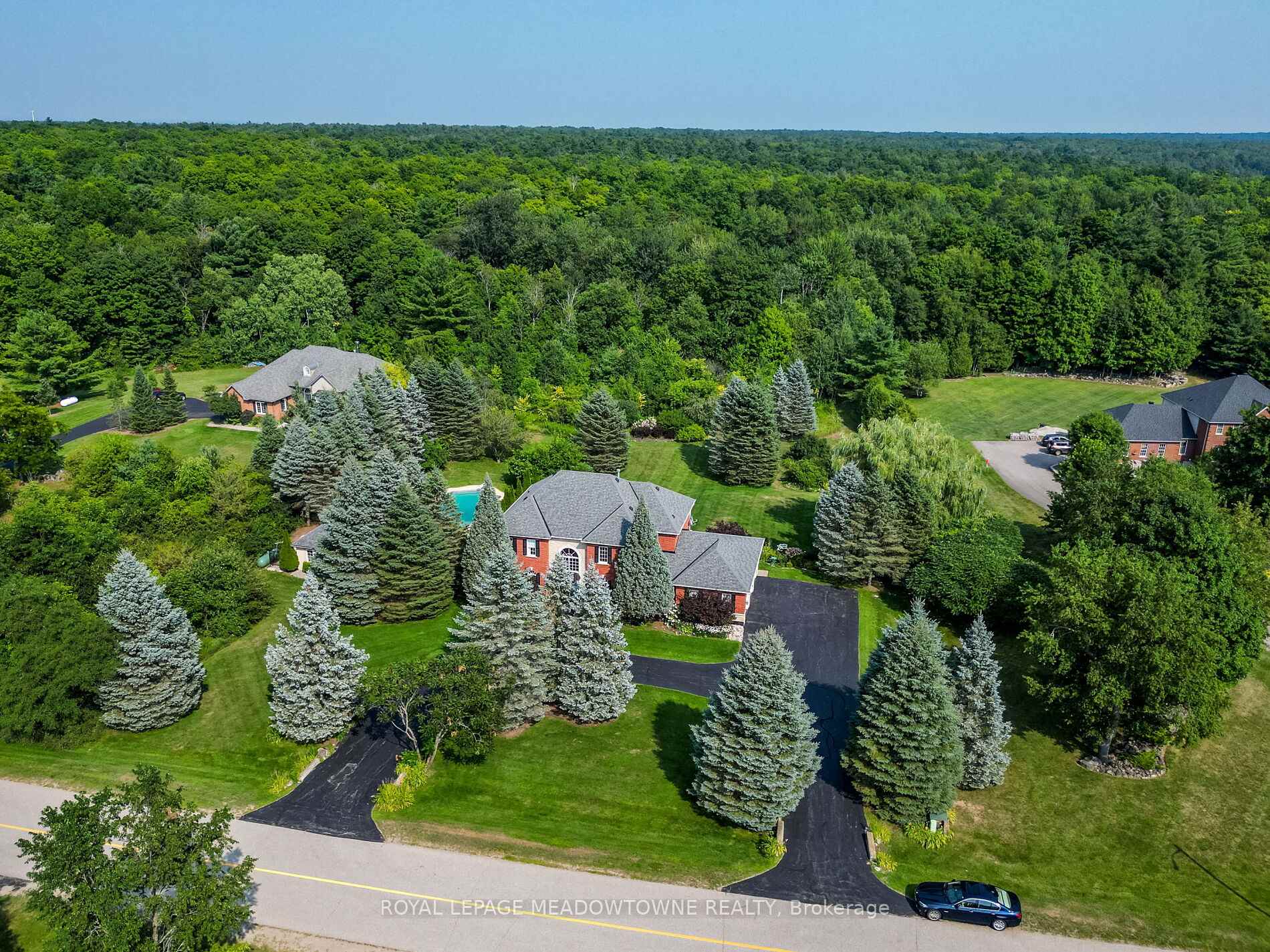 Front of 8 Deer Run Crescent