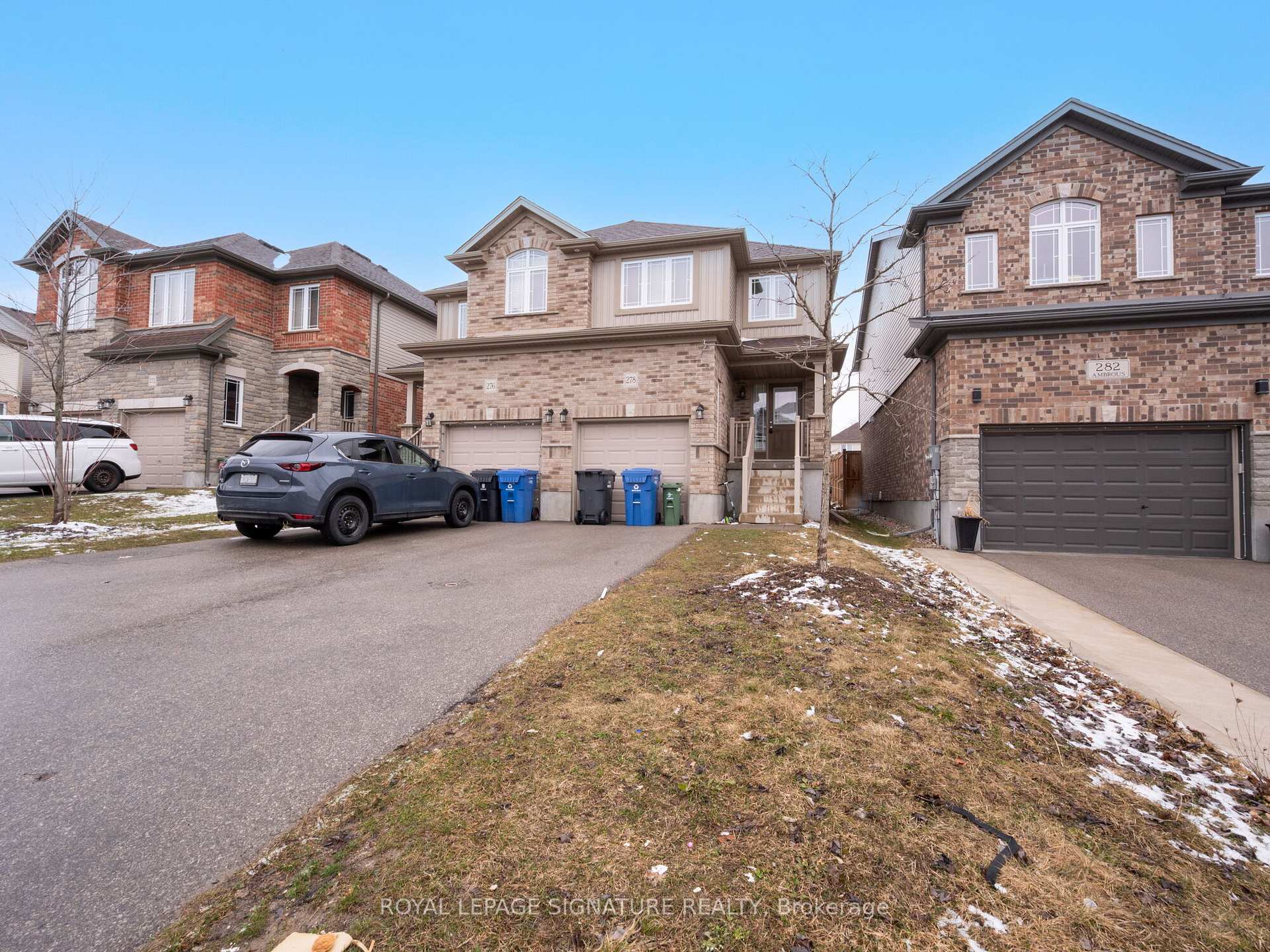 Photo 3 of 278 Ambrous Crescent, Guelph, Kortright East — HOMEH
