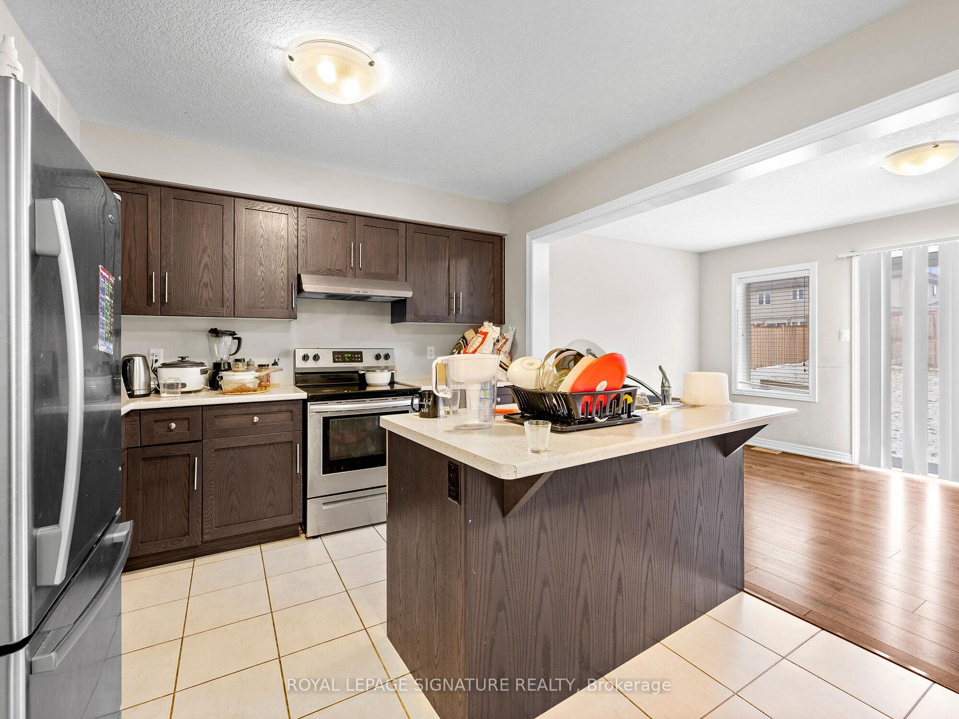 Photo 11 of 278 Ambrous Crescent, Guelph, Kortright East — HOMEH