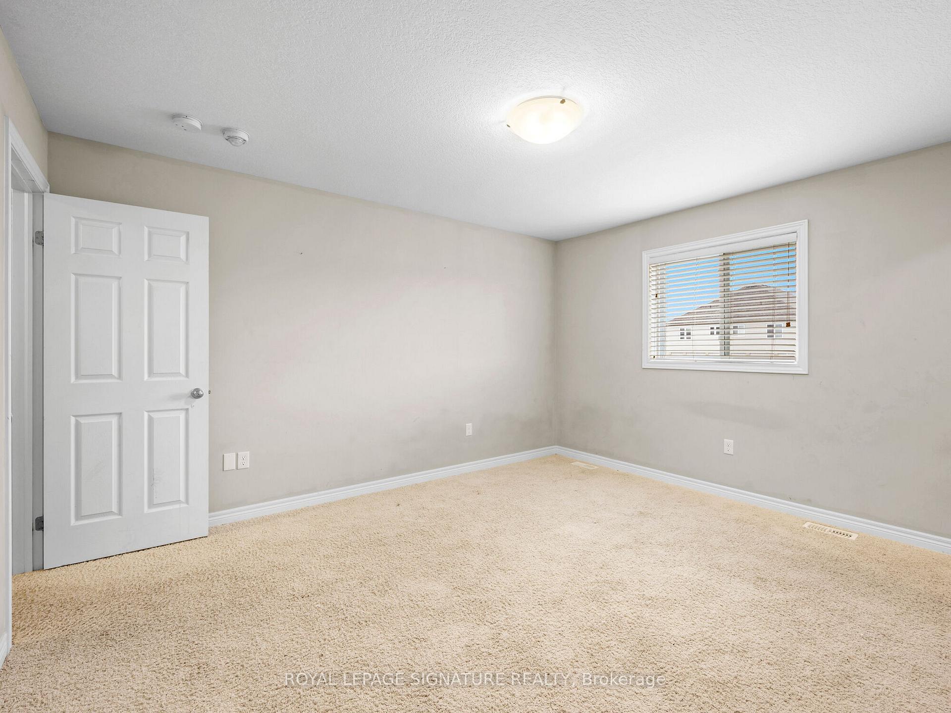 Photo 18 of 278 Ambrous Crescent, Guelph, Kortright East — HOMEH