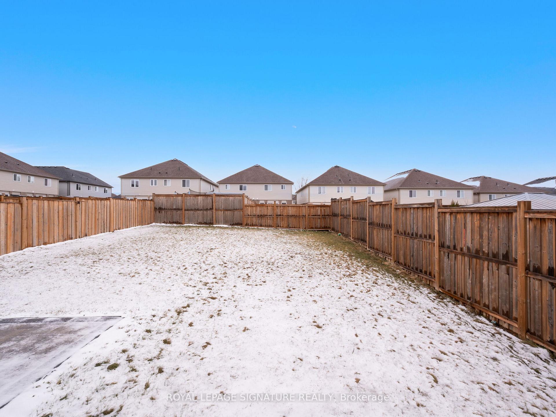 Photo 26 of 278 Ambrous Crescent, Guelph, Kortright East — HOMEH