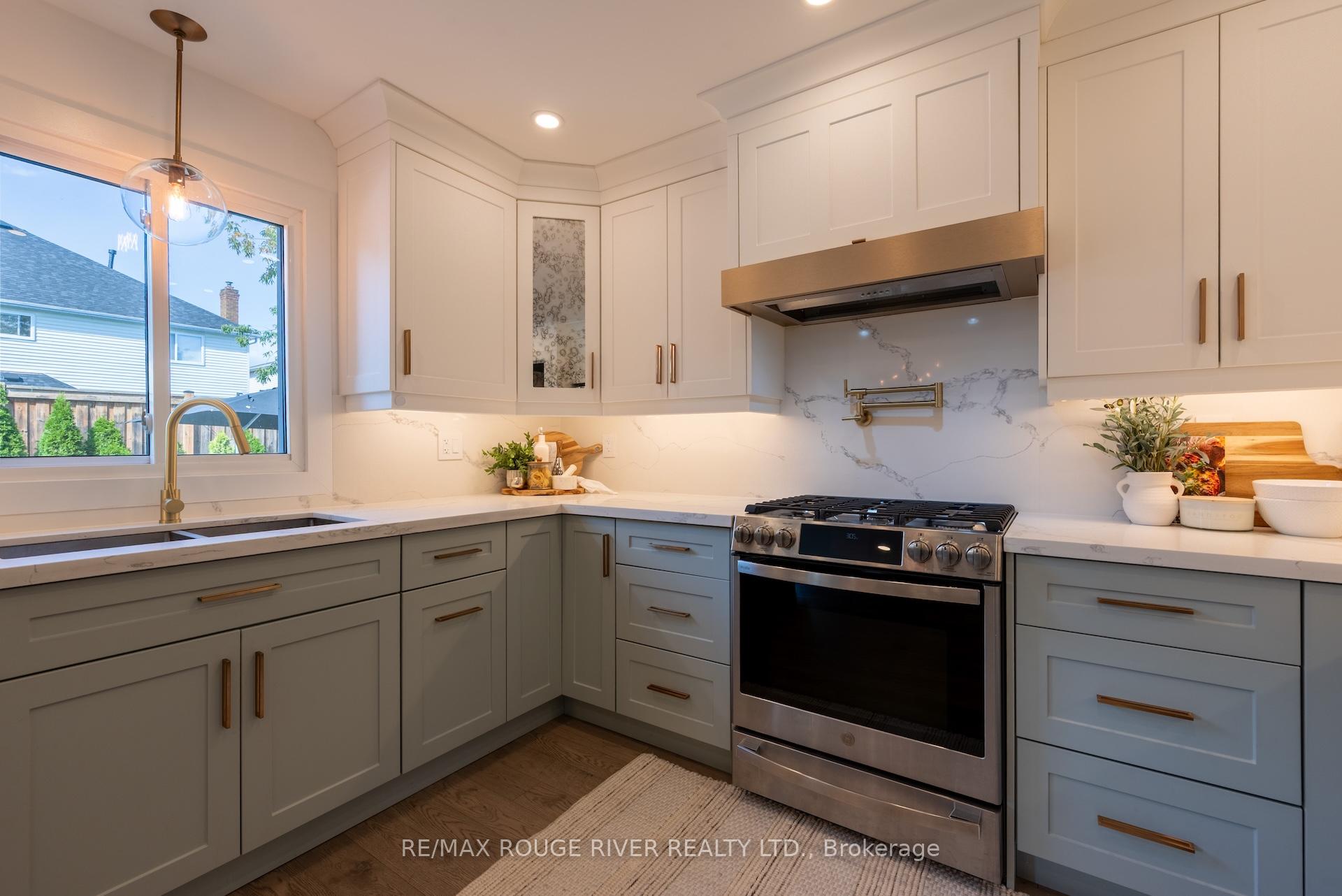 Photo 16 of 37 Doncaster Crescent, Clarington, Newcastle — HOMEH