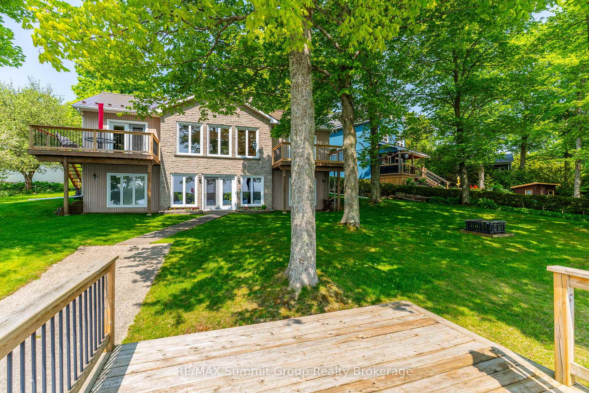 Photo 3 of 142 Lakeshore Boulevard, Grey Highlands — HOMEH