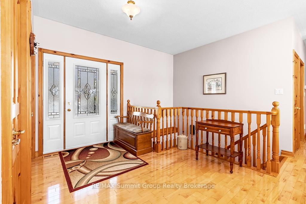 Photo 20 of 142 Lakeshore Boulevard, Grey Highlands — HOMEH