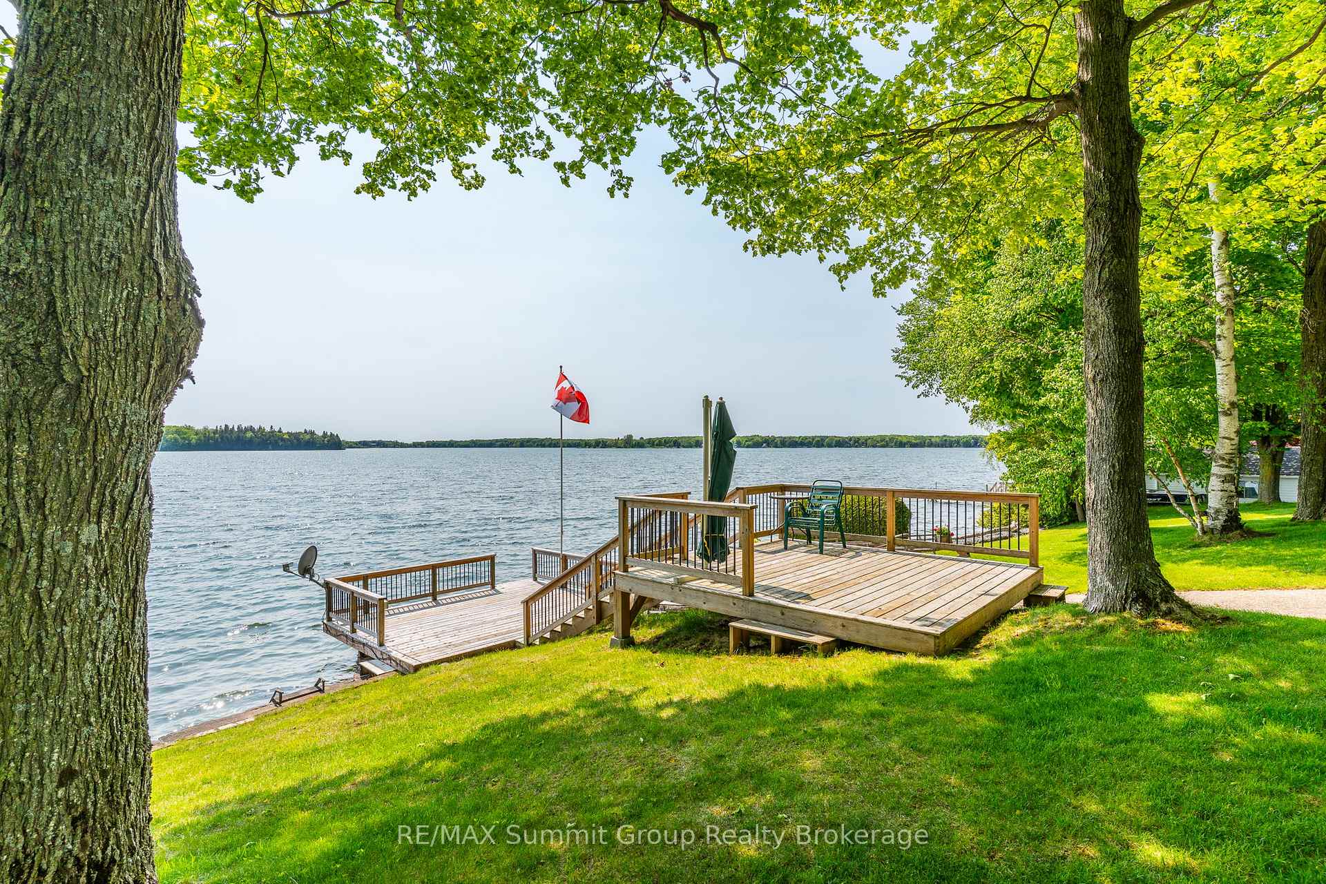 Photo 37 of 142 Lakeshore Boulevard, Grey Highlands — HOMEH