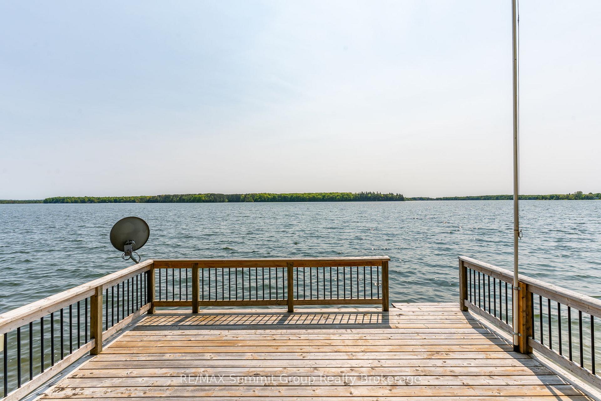 Photo 39 of 142 Lakeshore Boulevard, Grey Highlands — HOMEH