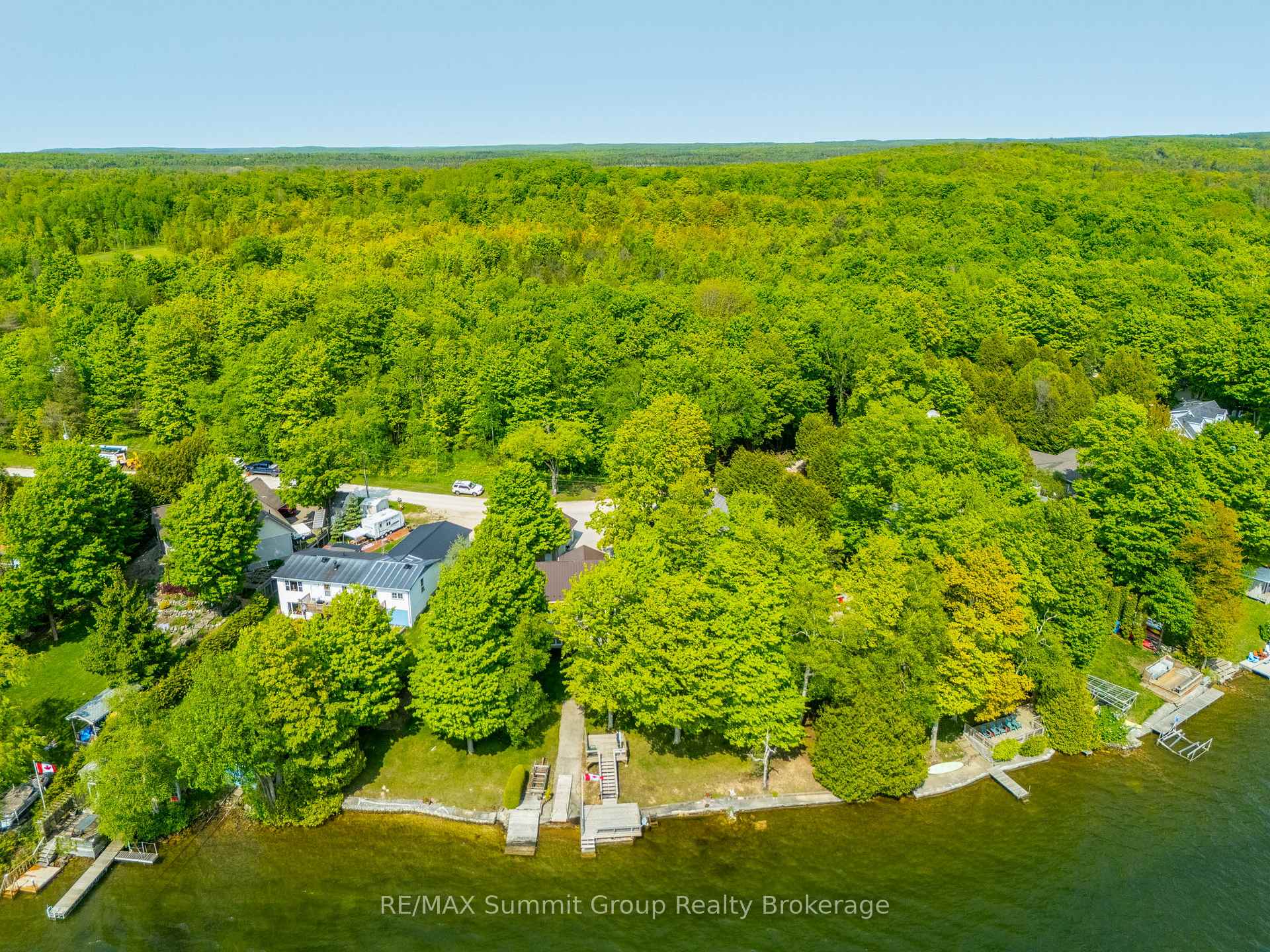 Photo 44 of 142 Lakeshore Boulevard, Grey Highlands — HOMEH