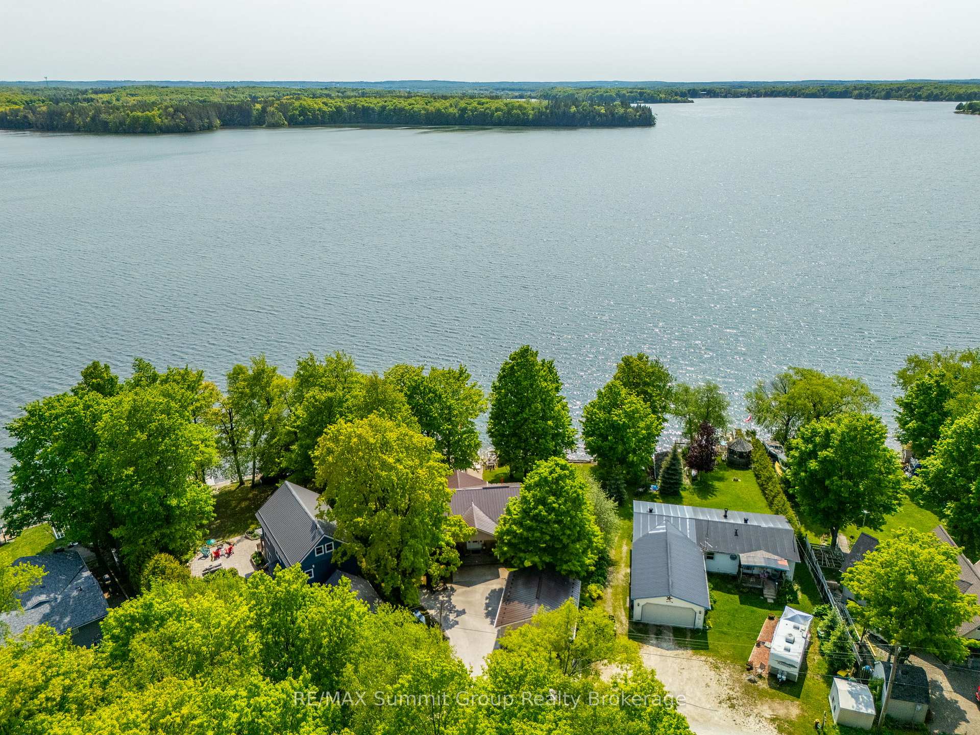 Photo 45 of 142 Lakeshore Boulevard, Grey Highlands — HOMEH