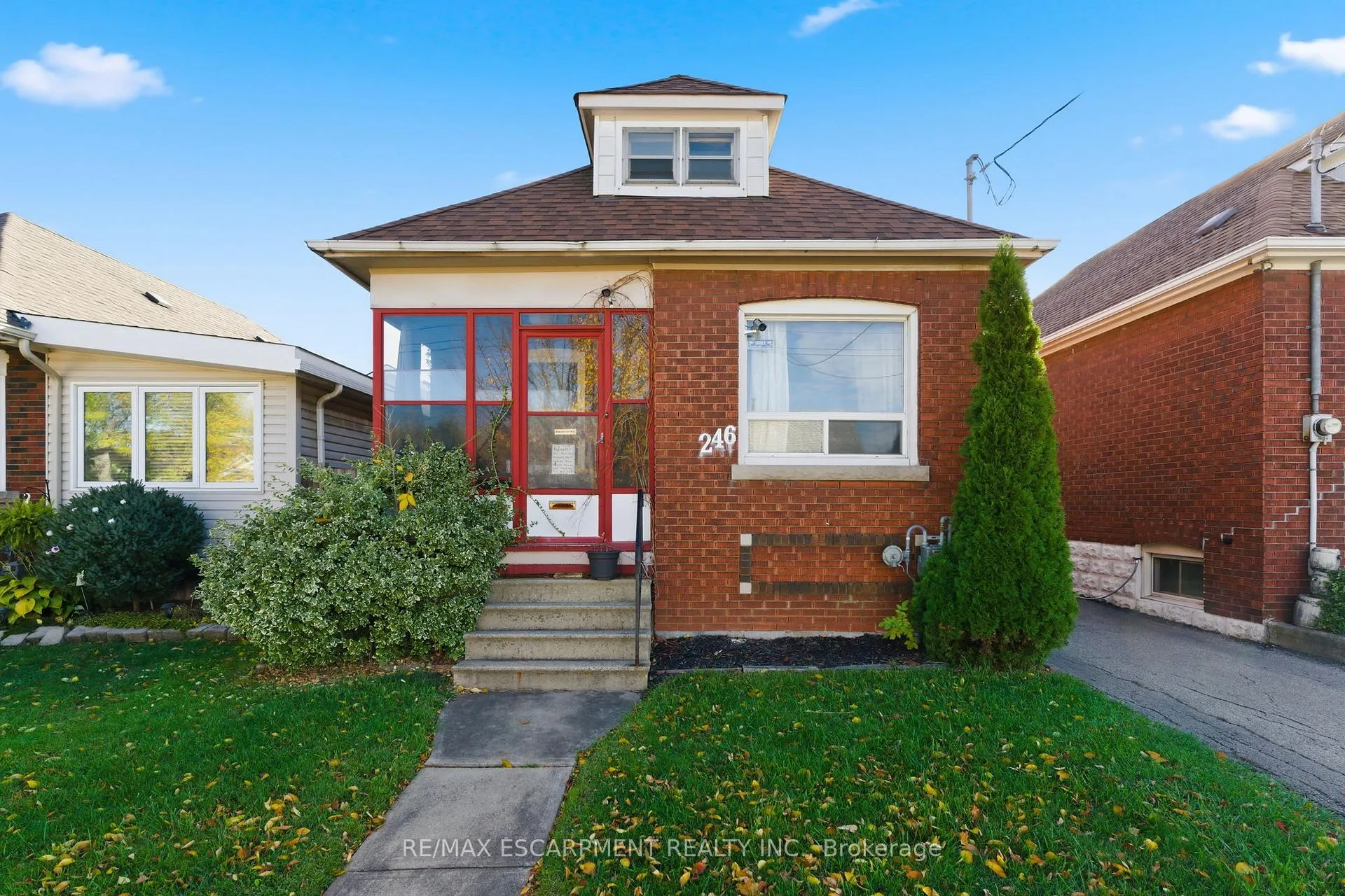 Photo 3 of 246 Cope Street, Hamilton, Homeside — HOMEH