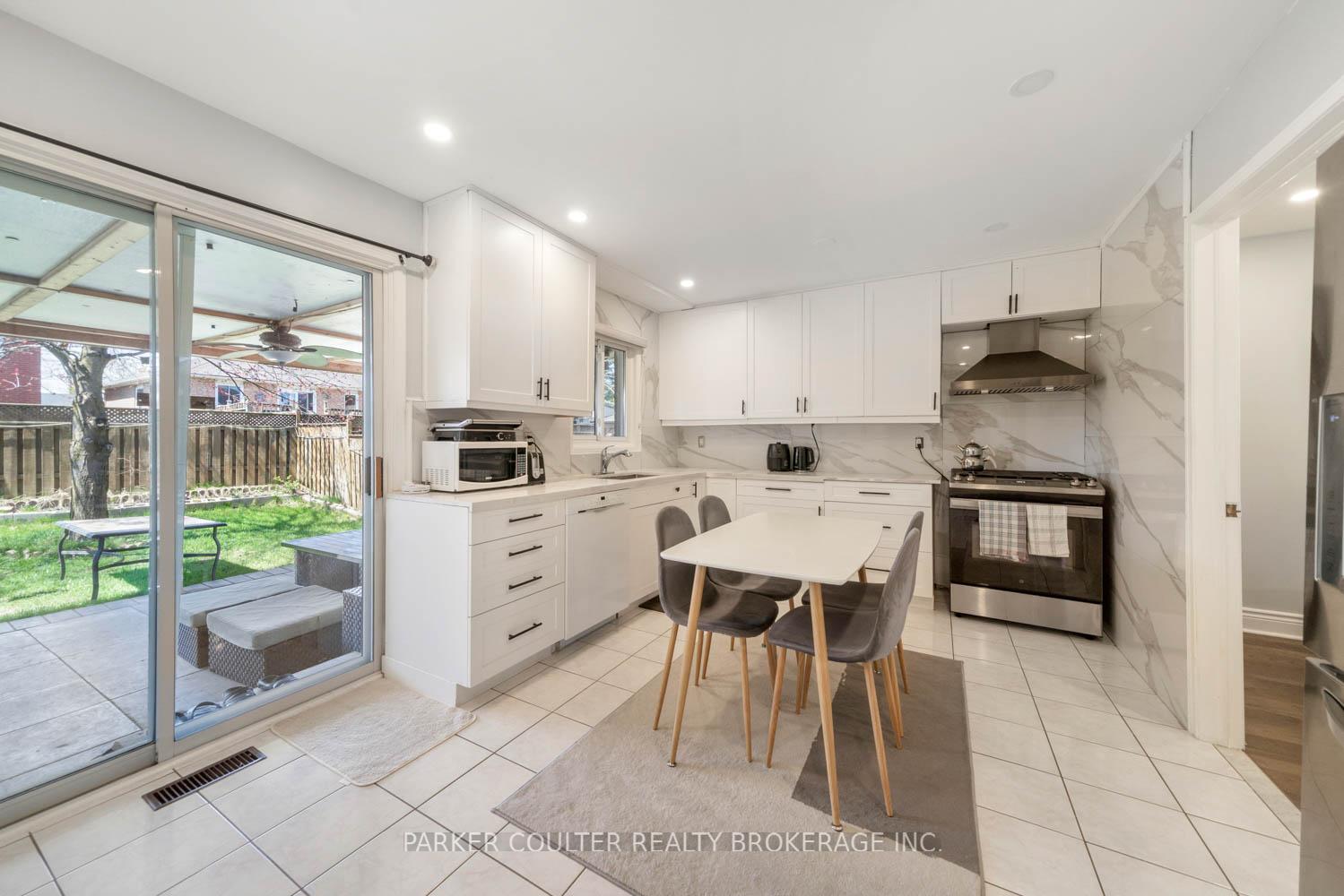 Photo 11 of 32 Brown Street, Barrie, Holly — HOMEH