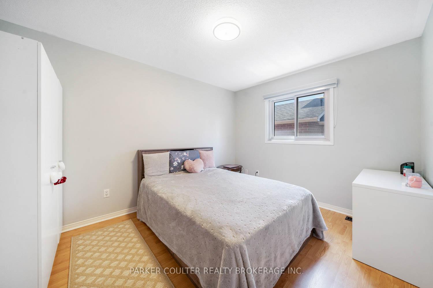 Photo 25 of 32 Brown Street, Barrie, Holly — HOMEH