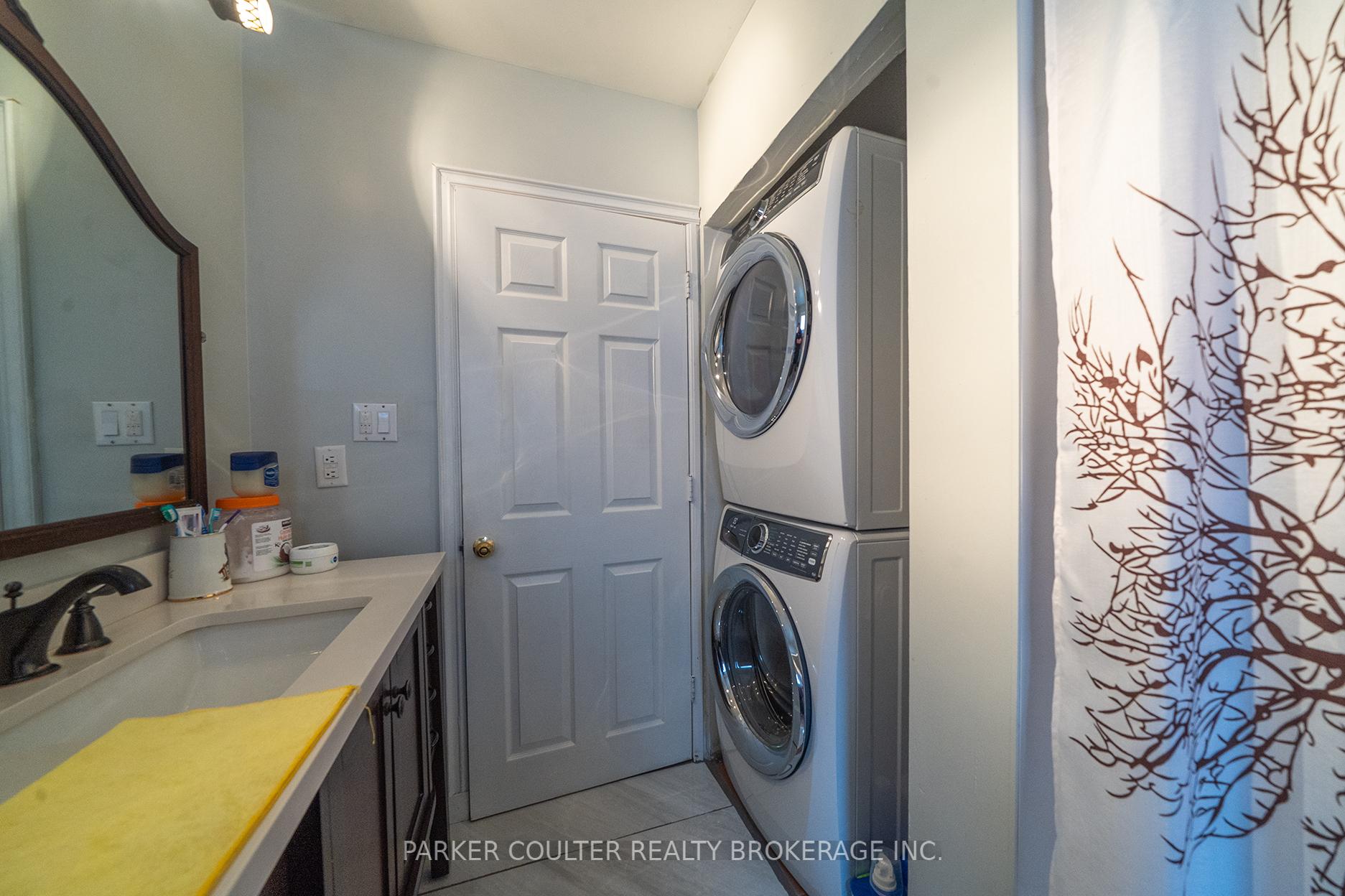 Photo 37 of 32 Brown Street, Barrie, Holly — HOMEH
