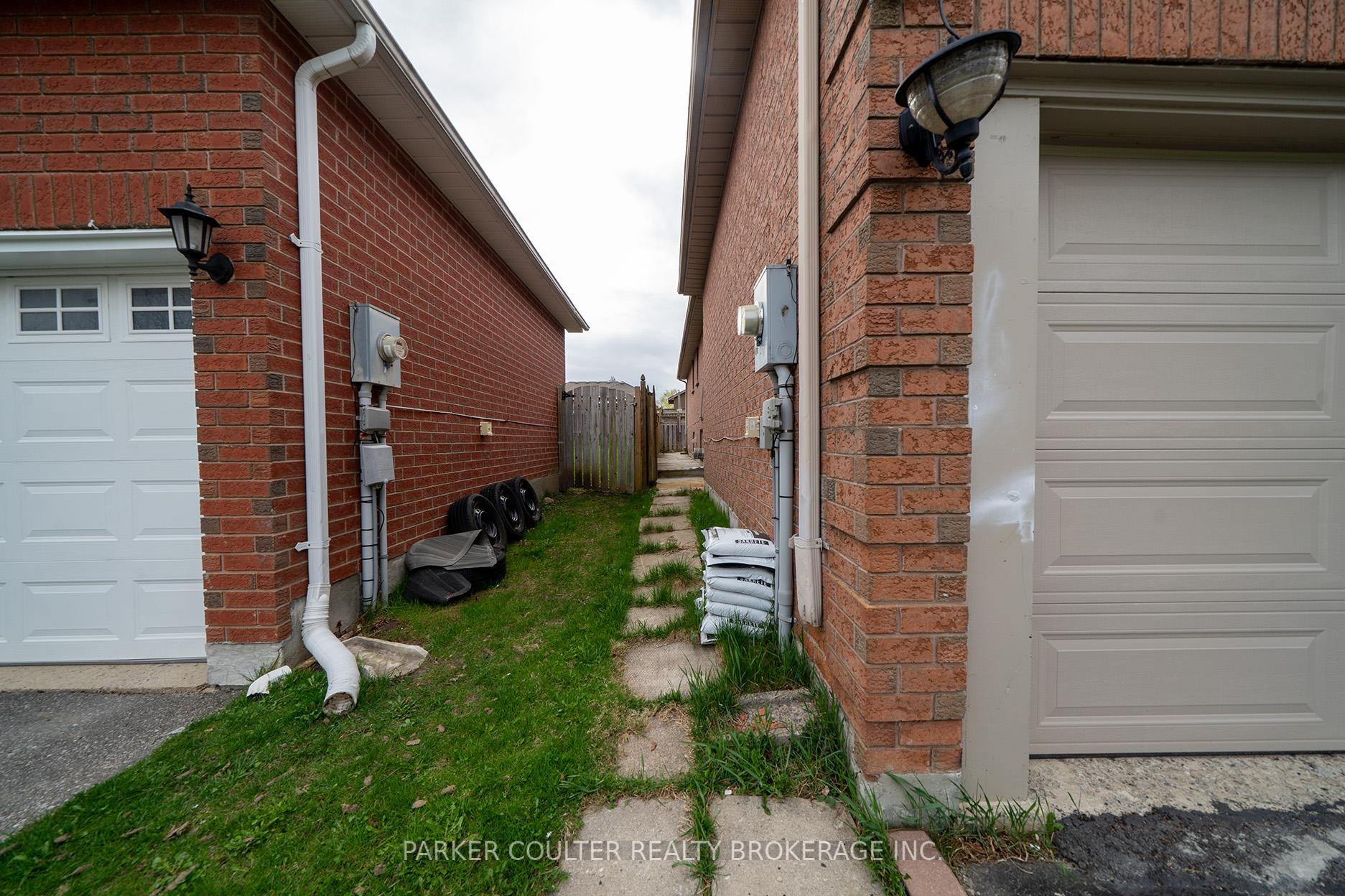 Photo 41 of 32 Brown Street, Barrie, Holly — HOMEH