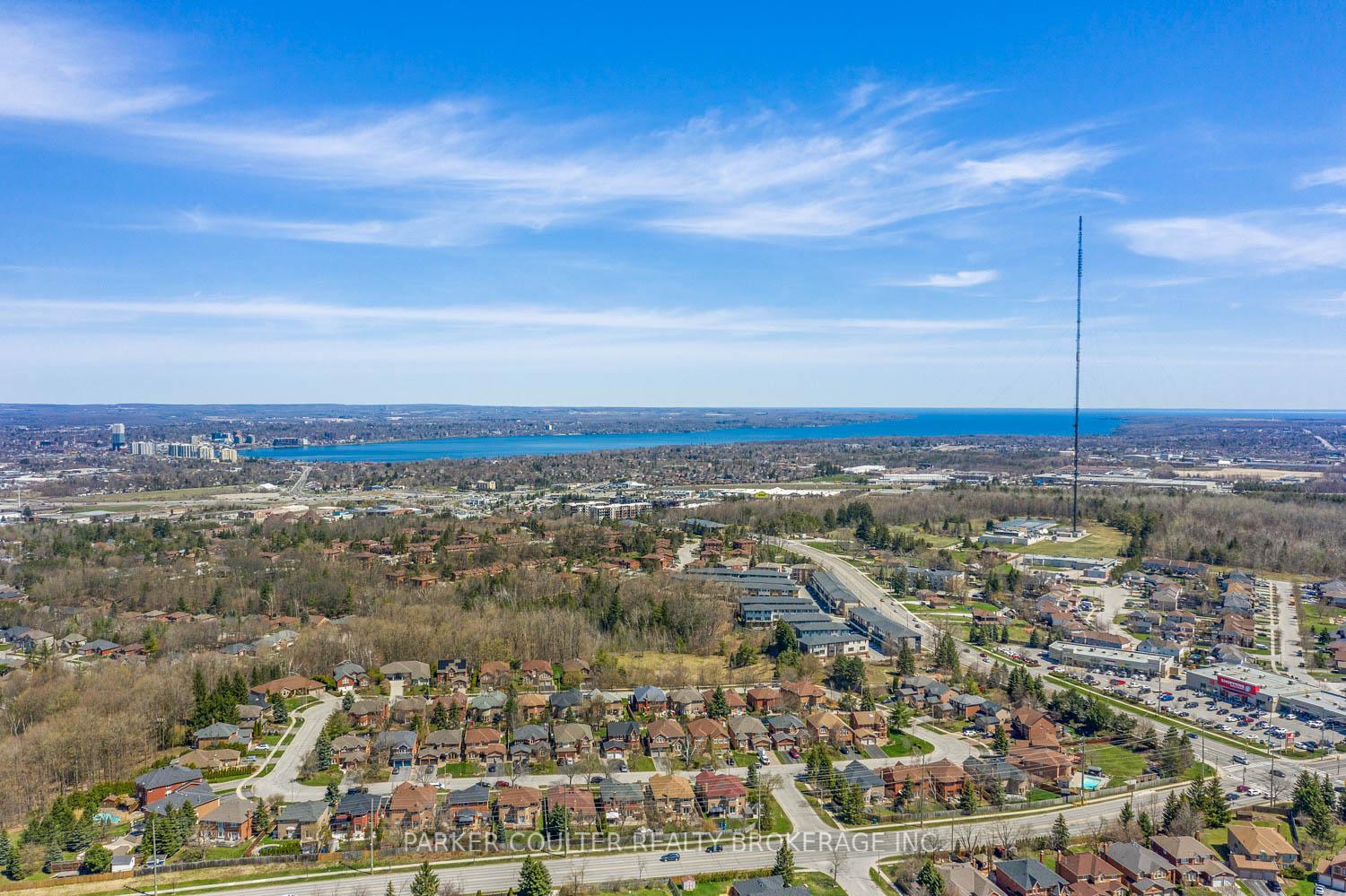 Photo 42 of 32 Brown Street, Barrie, Holly — HOMEH