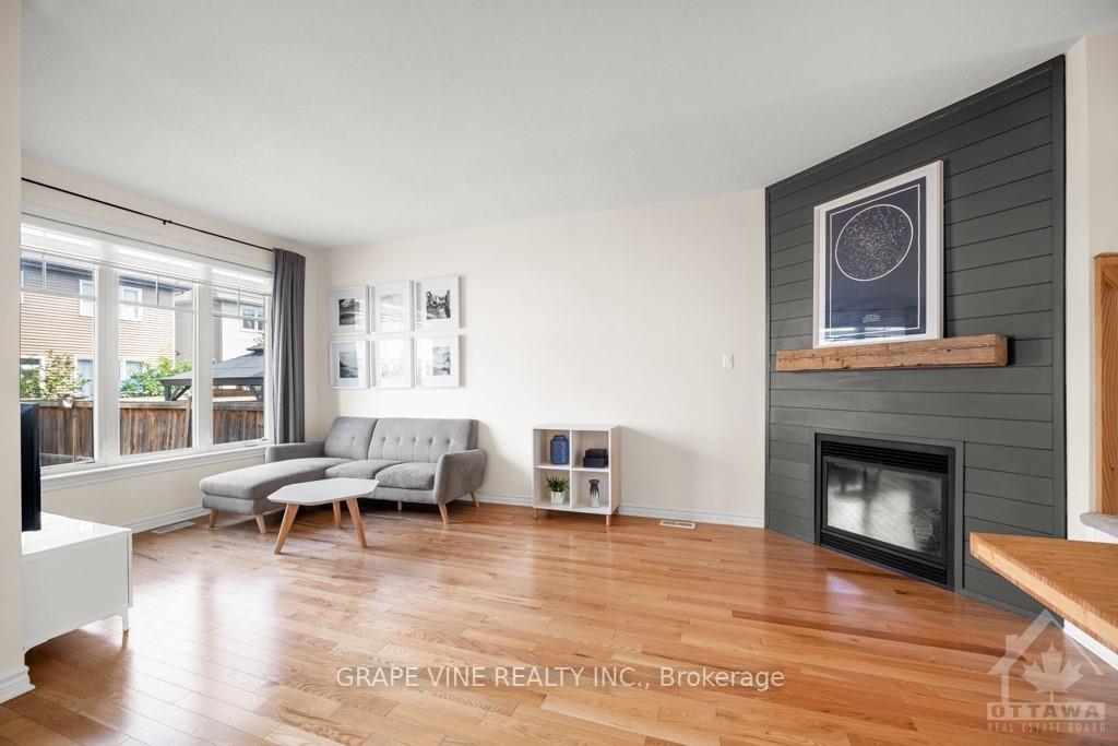Photo 9 of 980 Bunchberry Way, Ottawa, Blossom Park/Kemp Park/Findlay Creek — HOMEH