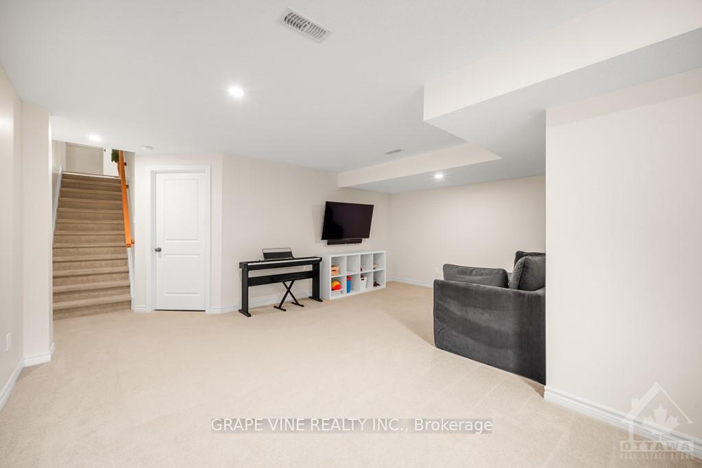 Photo 22 of 980 Bunchberry Way, Ottawa, Blossom Park/Kemp Park/Findlay Creek — HOMEH