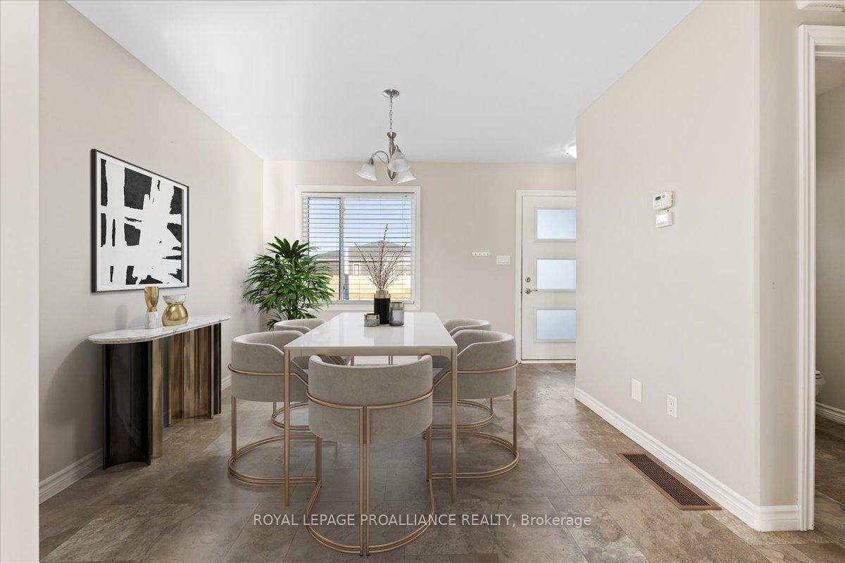 Photo 4 of 33 Ridgeway Place, Belleville, Belleville Ward — HOMEH