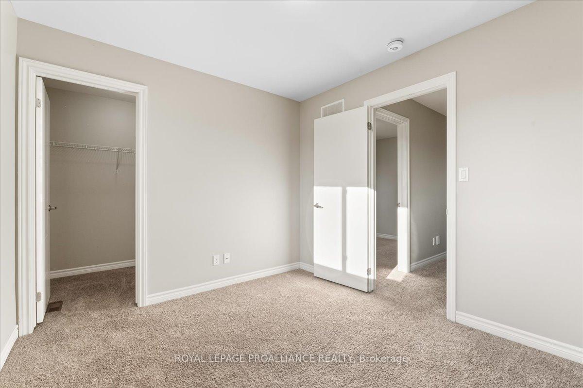 Photo 21 of 33 Ridgeway Place, Belleville, Belleville Ward — HOMEH