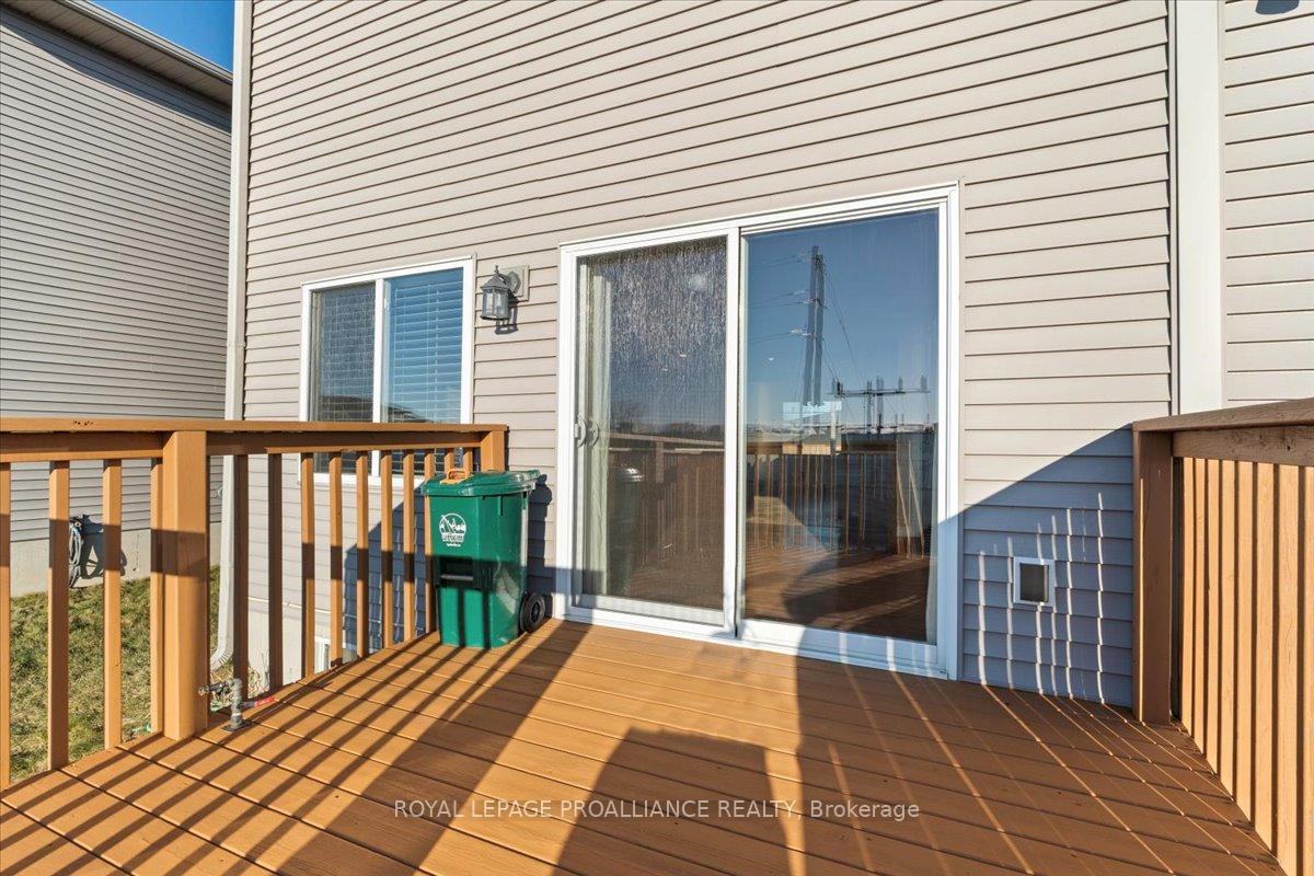 Photo 38 of 33 Ridgeway Place, Belleville, Belleville Ward — HOMEH