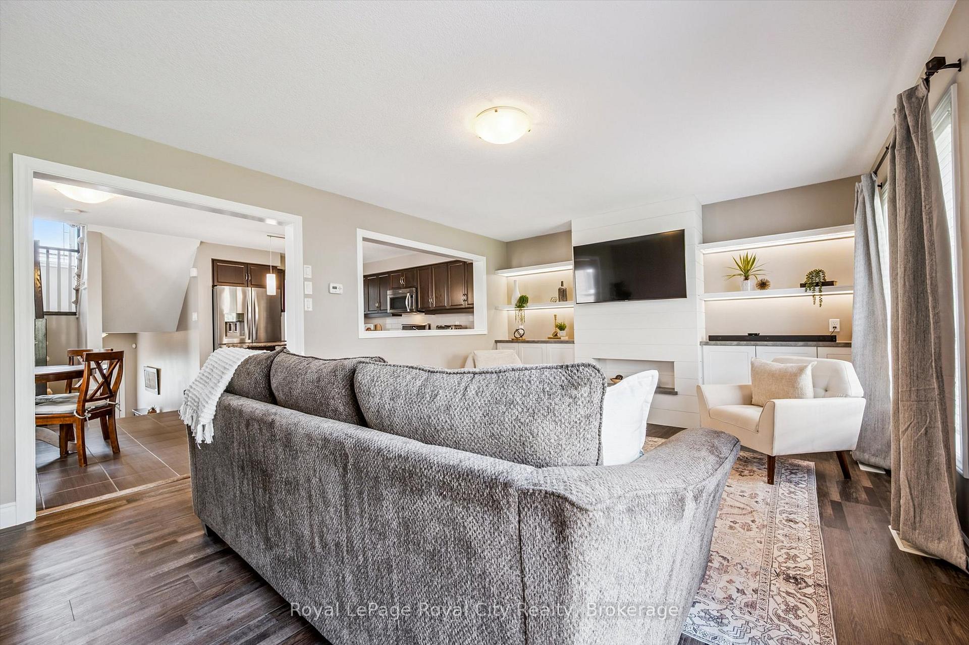 Photo 2 of 31 Oakes Crescent, Guelph, Grange Road — HOMEH