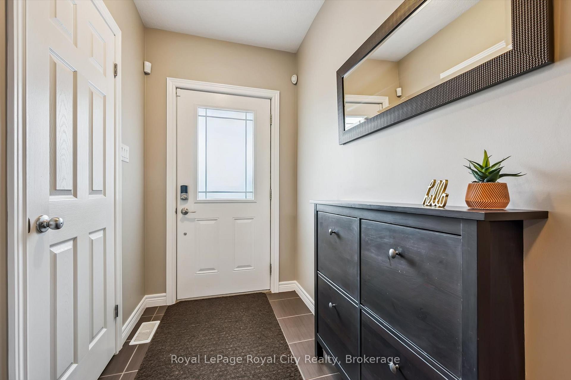 Photo 10 of 31 Oakes Crescent, Guelph, Grange Road — HOMEH