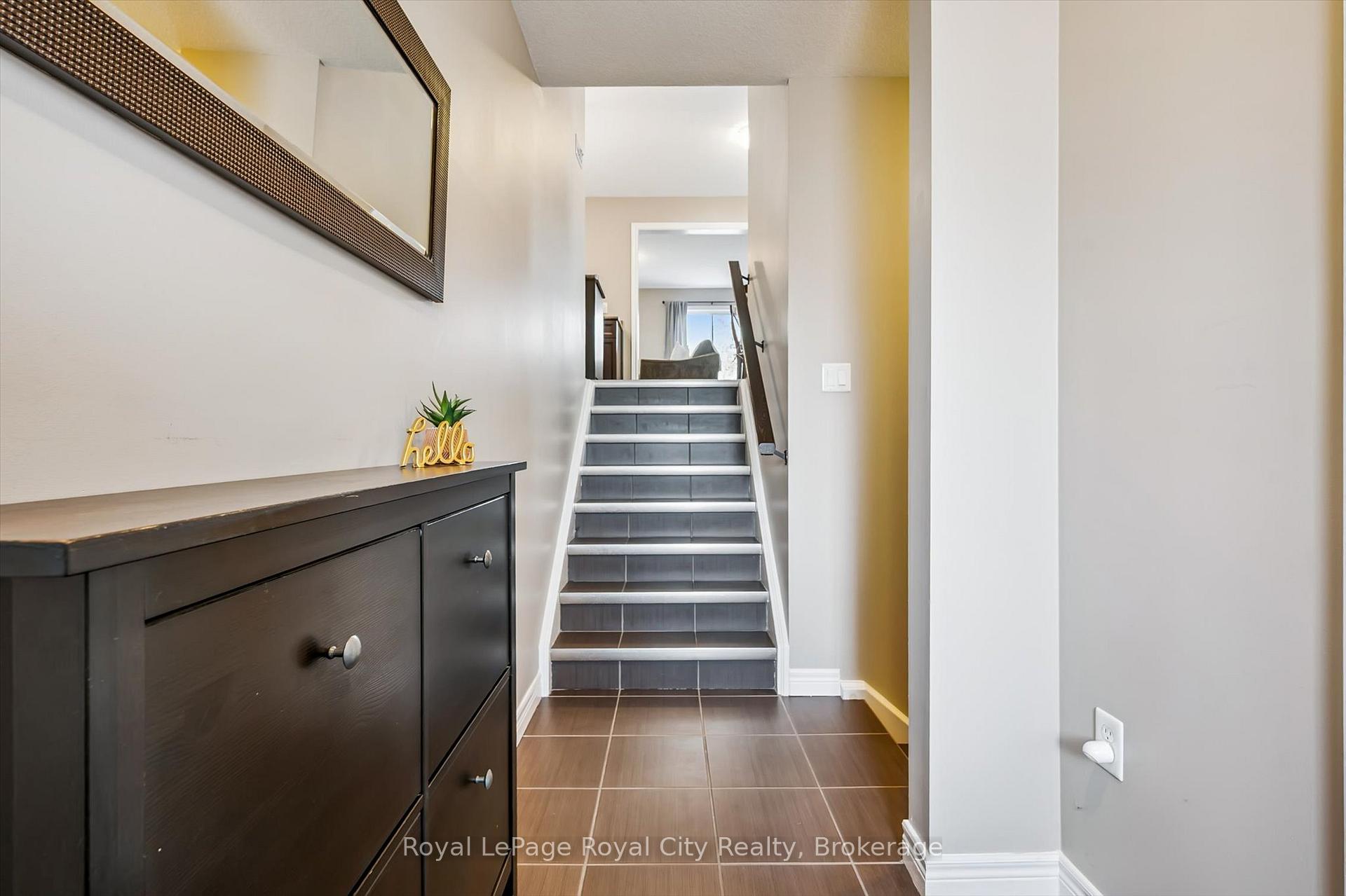 Photo 11 of 31 Oakes Crescent, Guelph, Grange Road — HOMEH
