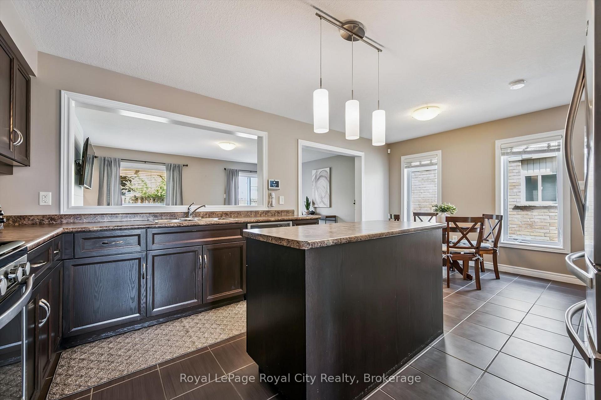 Photo 20 of 31 Oakes Crescent, Guelph, Grange Road — HOMEH