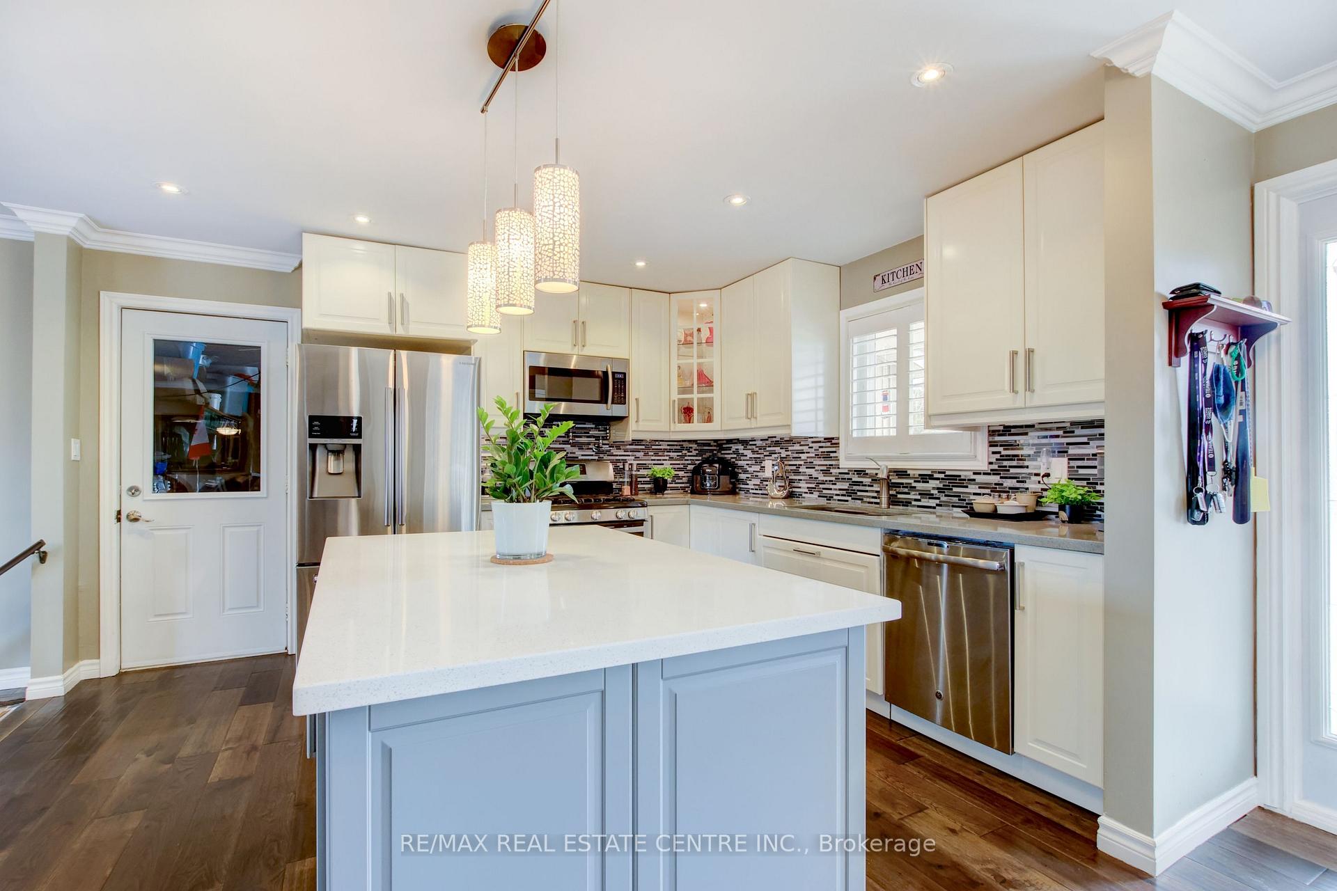 Photo 8 of 31 Dod's Drive, Caledon, Alton — HOMEH