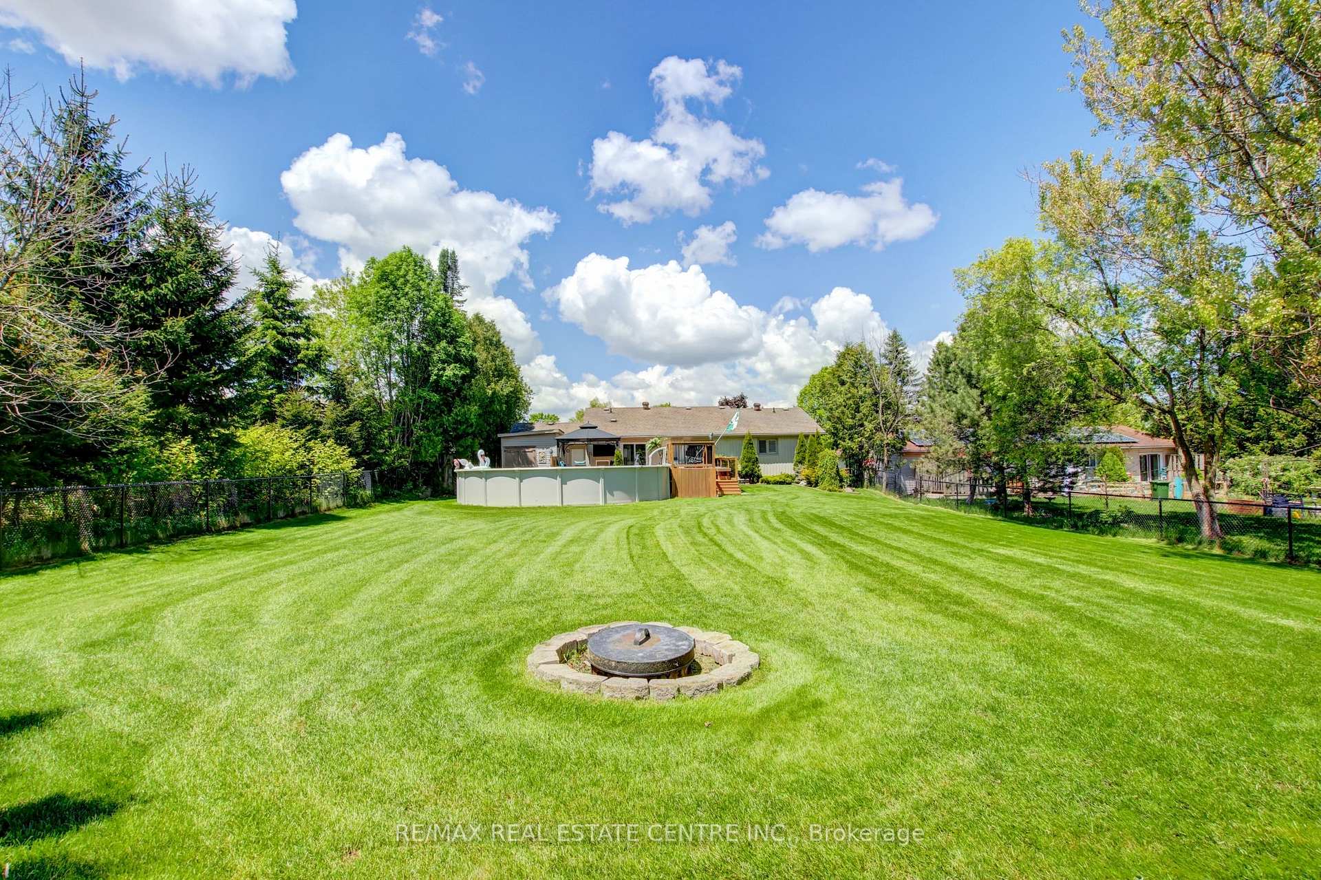 Photo 33 of 31 Dod's Drive, Caledon, Alton — HOMEH