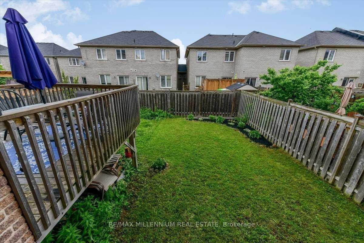 Photo 18 of 110 Stanley Street, Barrie, 400 North — HOMEH