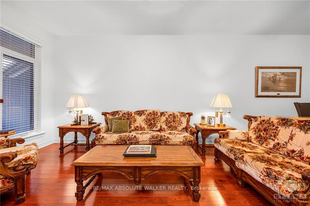 Photo 2 of 259 Bulrush Crescent, Ottawa, Blossom Park/Kemp Park/Findlay Creek — HOMEH