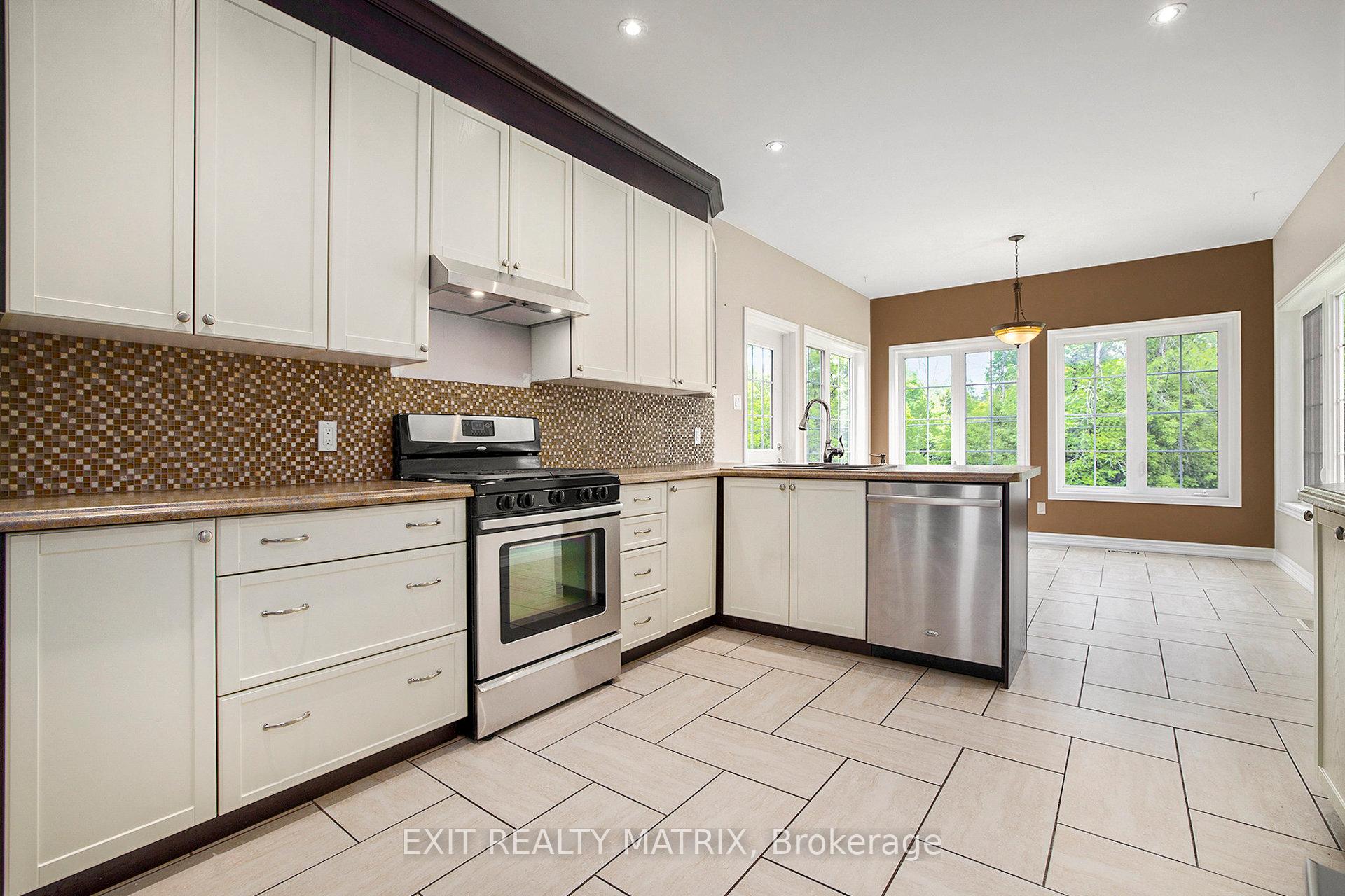 Photo 10 of 7232 Mitch Owens Road, Ottawa, Osgoode Twp North of Reg Rd 6 — HOMEH
