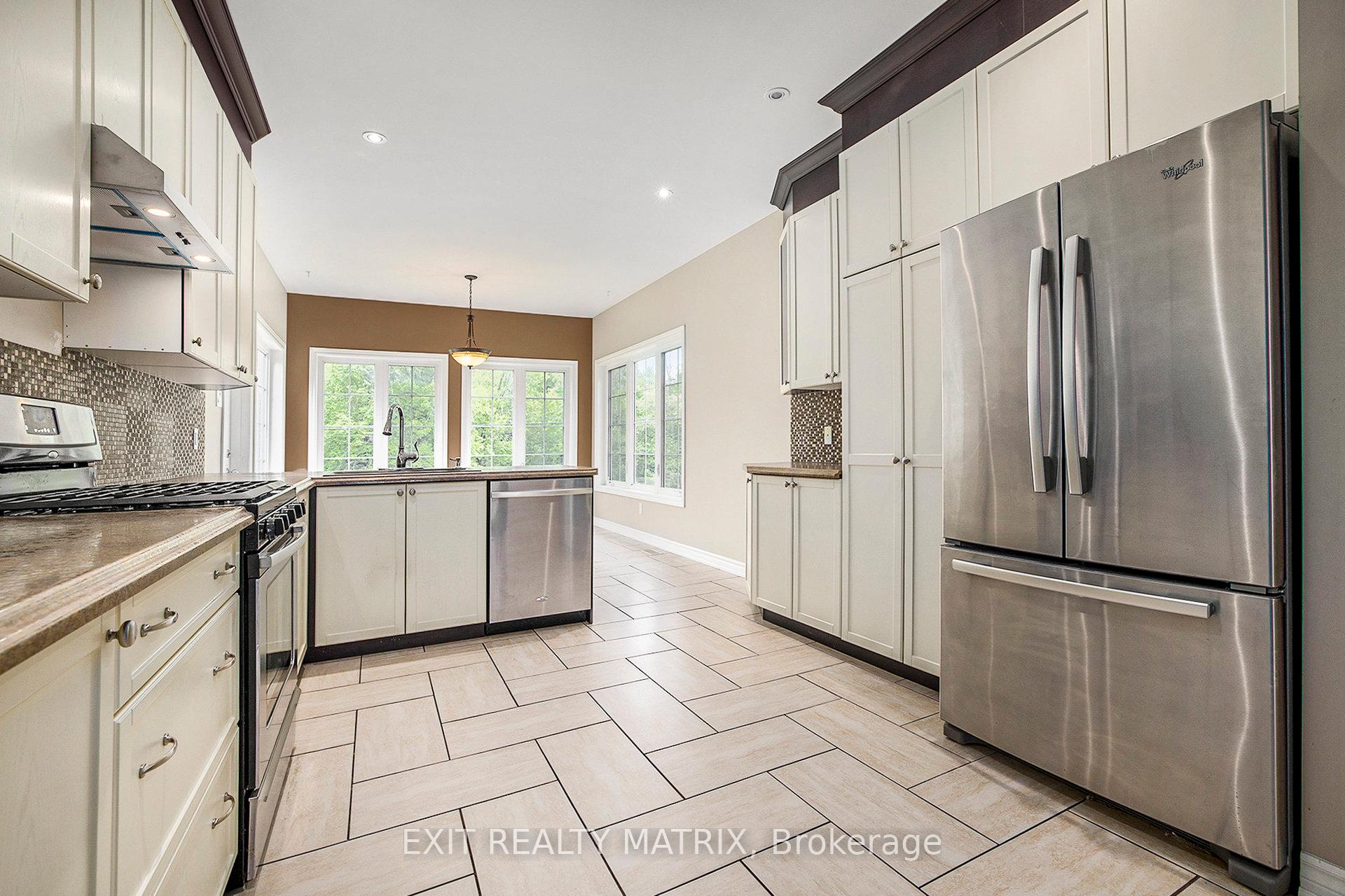 Photo 11 of 7232 Mitch Owens Road, Ottawa, Osgoode Twp North of Reg Rd 6 — HOMEH