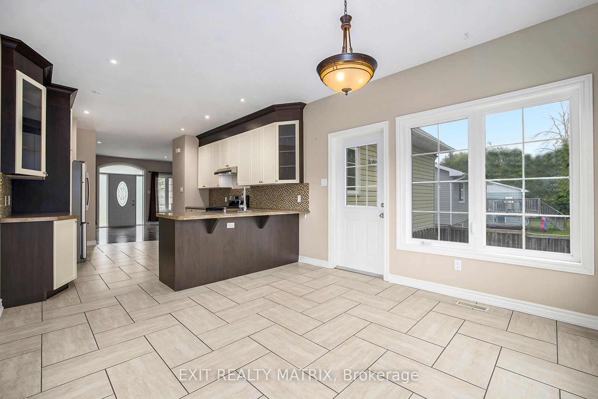 Photo 15 of 7232 Mitch Owens Road, Ottawa, Osgoode Twp North of Reg Rd 6 — HOMEH