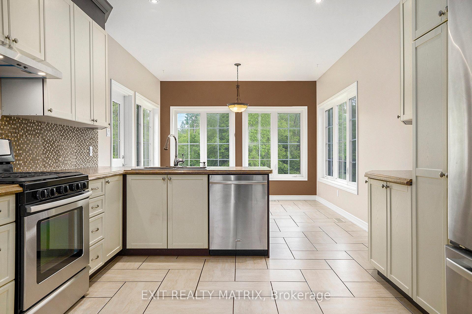 Photo 18 of 7232 Mitch Owens Road, Ottawa, Osgoode Twp North of Reg Rd 6 — HOMEH