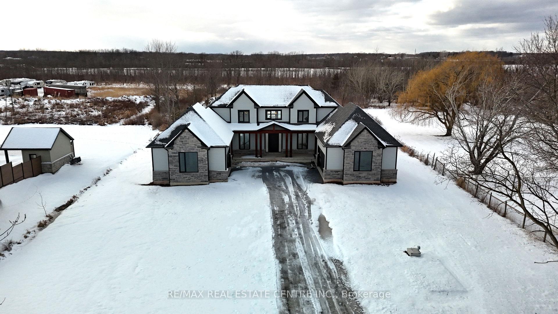 Front of 256 Mountain Road