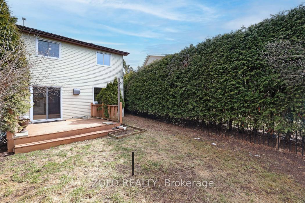 Photo 37 of 62 Alberni Street E, Ottawa, Barrhaven - On the Green — HOMEH