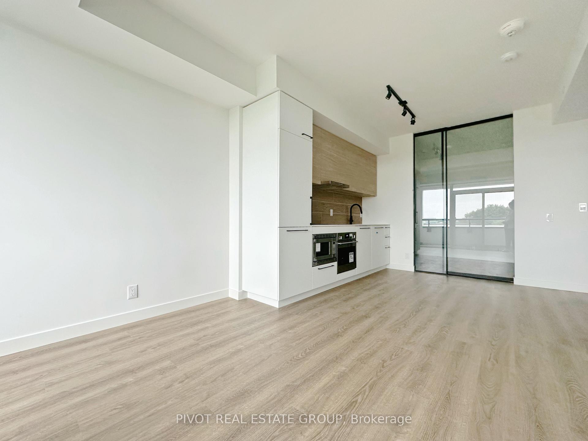 Photo 8 of Unit 409, 1050 Eastern Avenue, Toronto, The Beaches — HOMEH