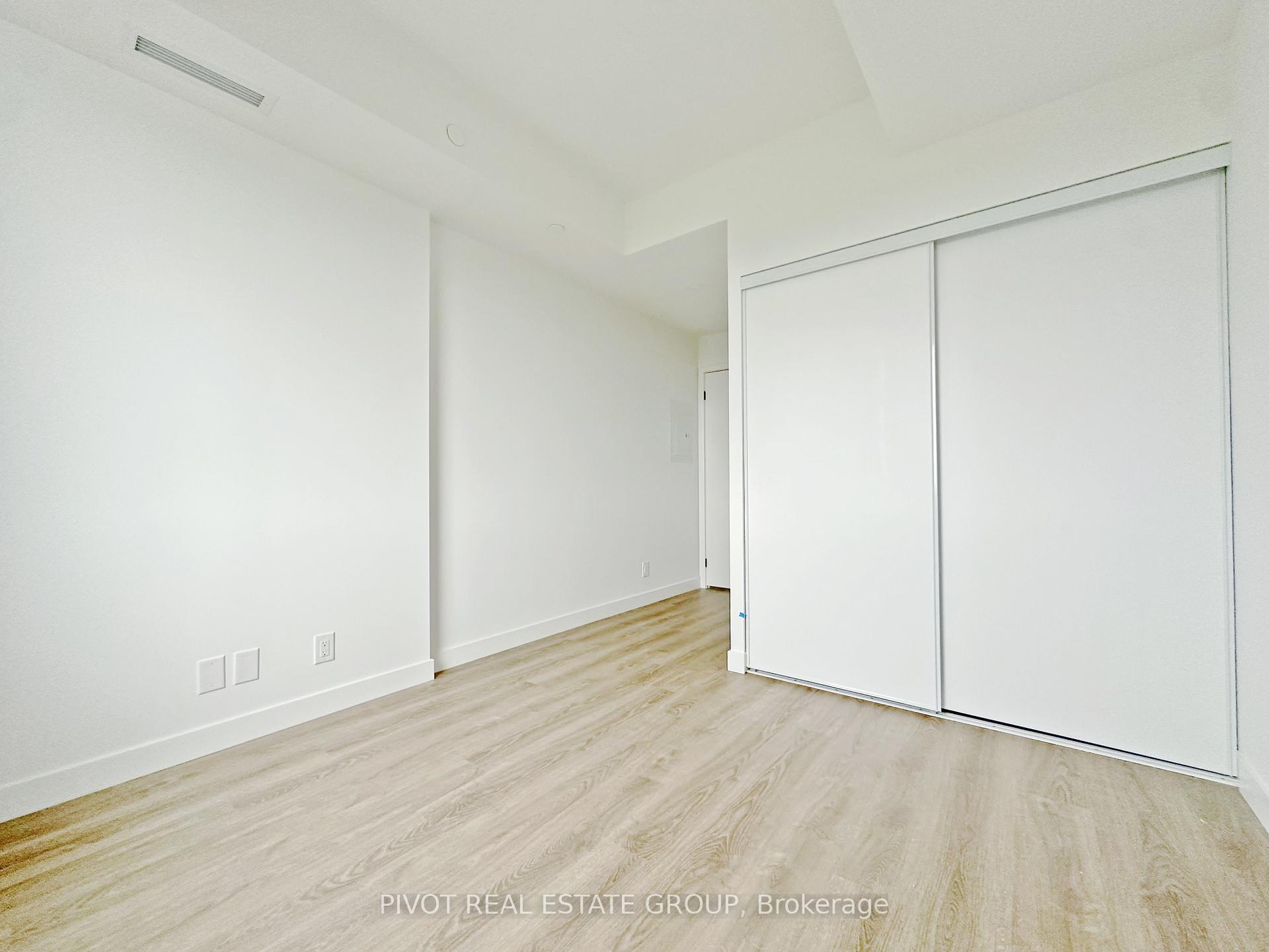 Photo 2 of Unit 409, 1050 Eastern Avenue, Toronto, The Beaches — HOMEH