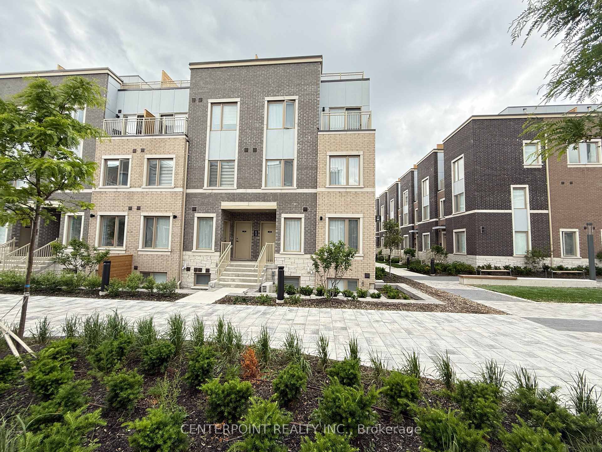 Photo 1 of Unit TH206, 141 Honeycrisp Crescent, Vaughan, Vaughan Corporate Centre — HOMEH