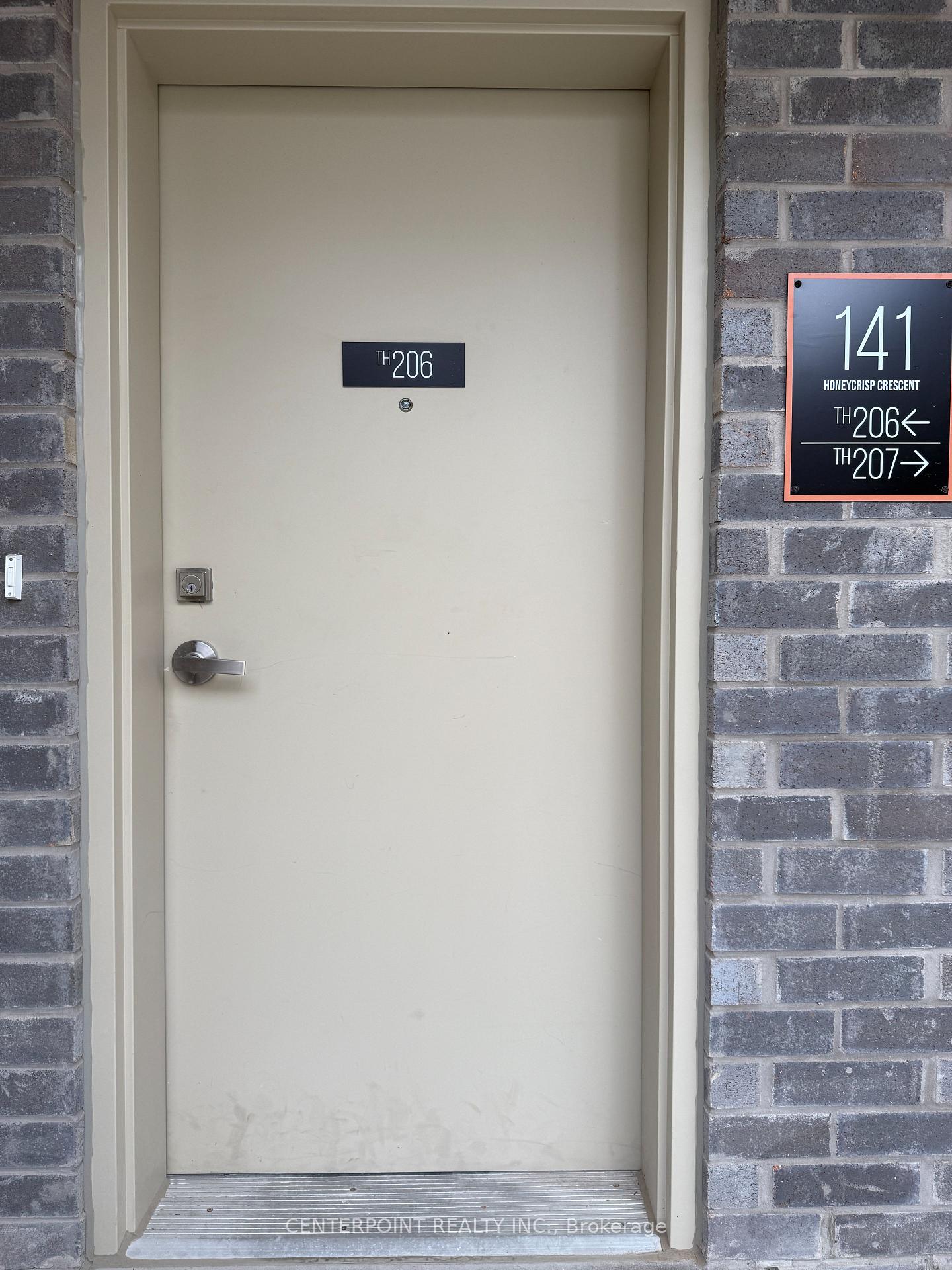 Photo 11 of Unit TH206, 141 Honeycrisp Crescent, Vaughan, Vaughan Corporate Centre — HOMEH
