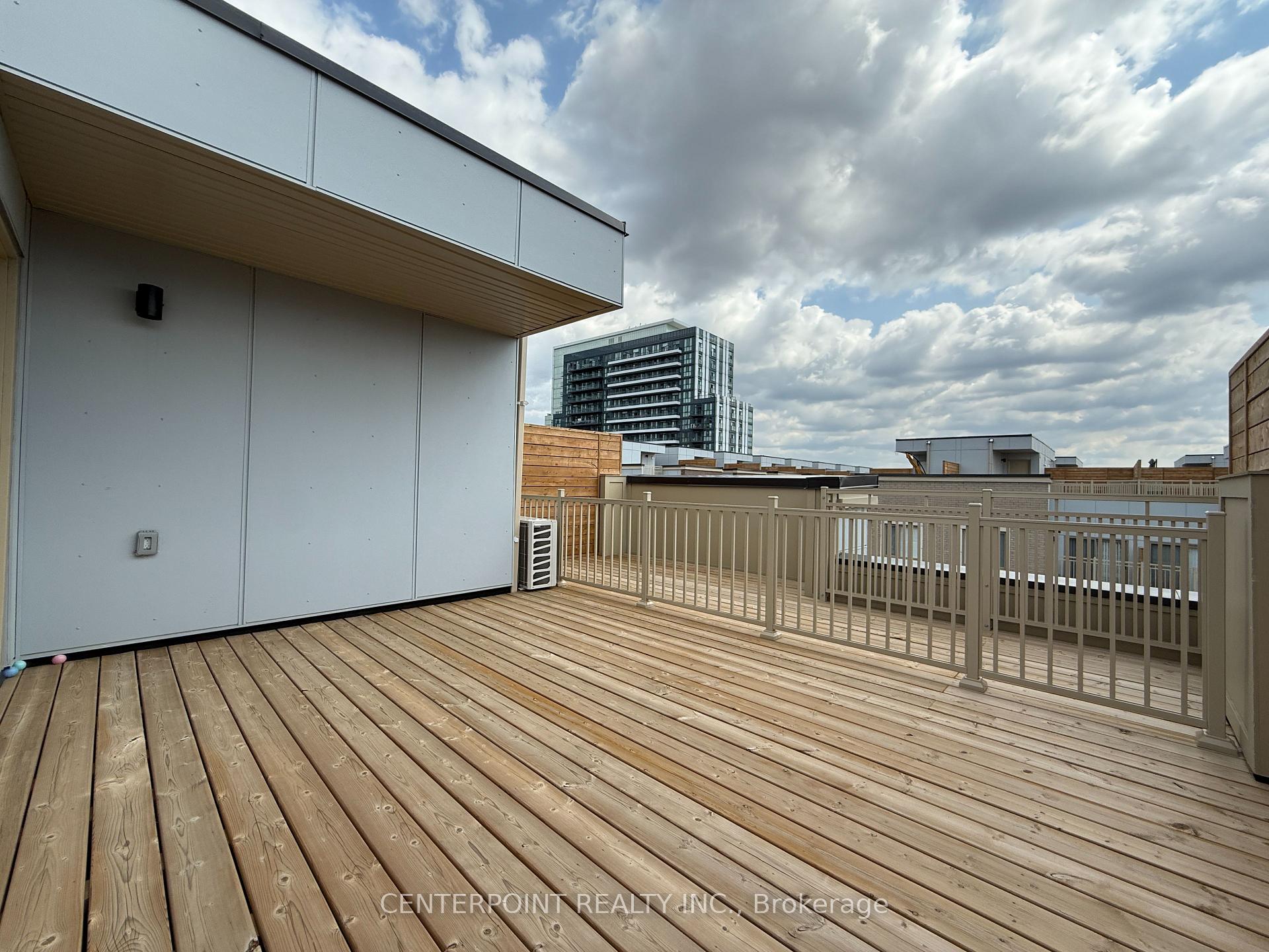 Photo 9 of Unit TH206, 141 Honeycrisp Crescent, Vaughan, Vaughan Corporate Centre — HOMEH