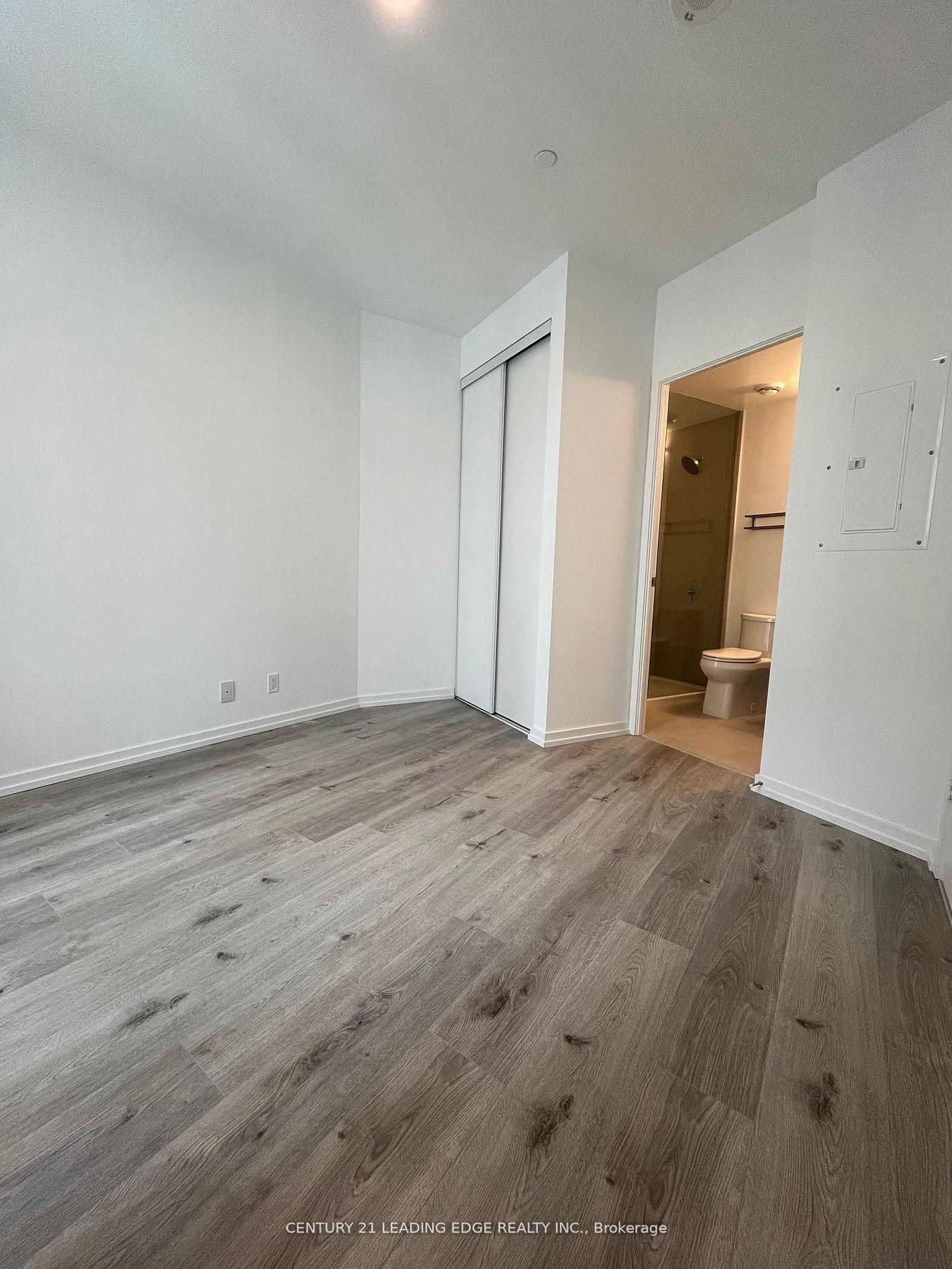 Photo 17 of Unit 506, 7890 Jane Street, Vaughan, Vaughan Corporate Centre — HOMEH