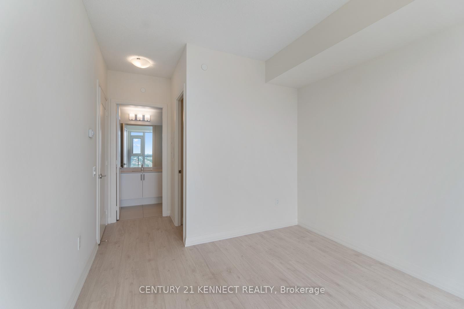 Photo 9 of Unit 1812, 8960 Jane Street, Vaughan, Concord — HOMEH