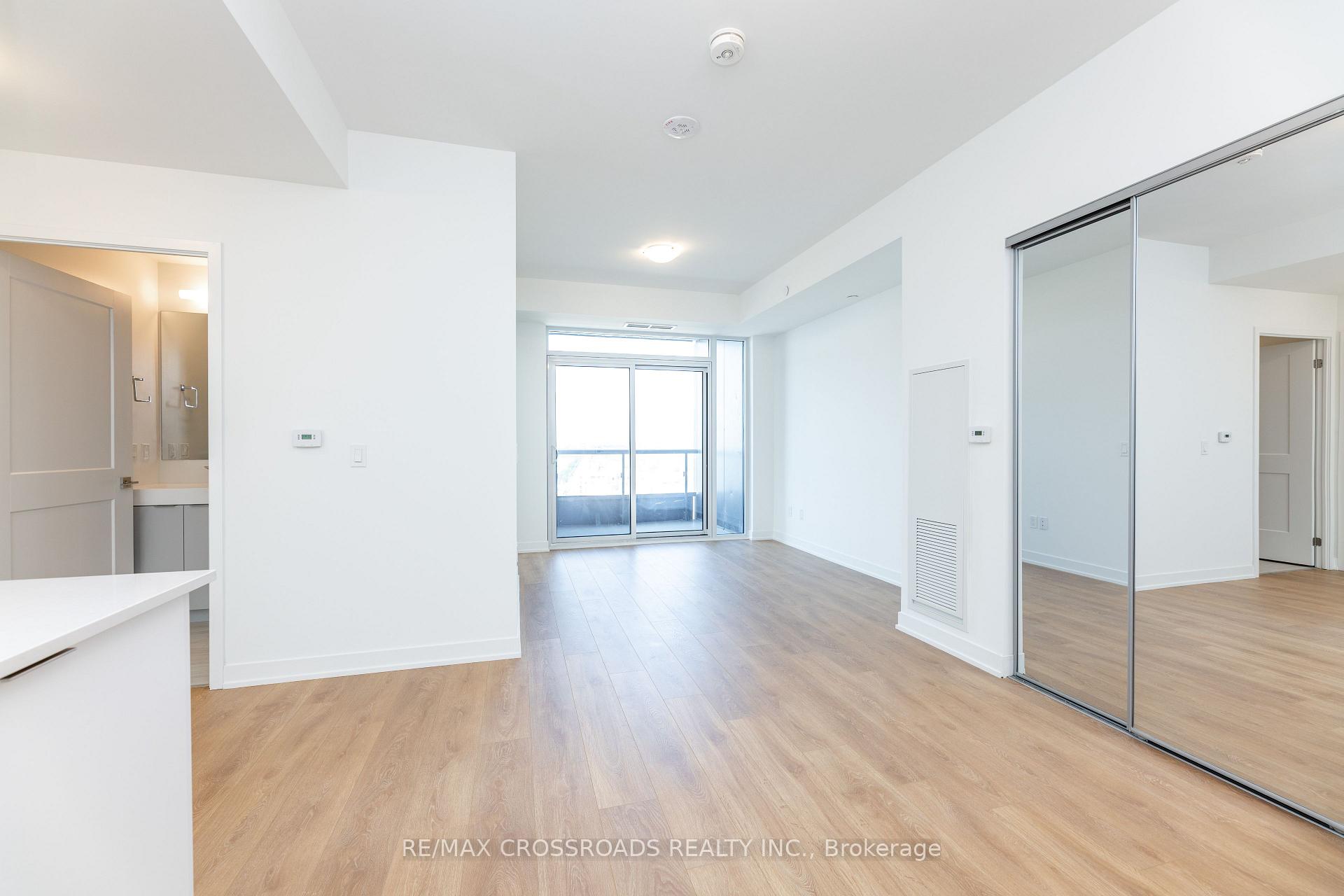Photo 2 of Unit 2324, 498 Caldari Road, Vaughan, Concord — HOMEH