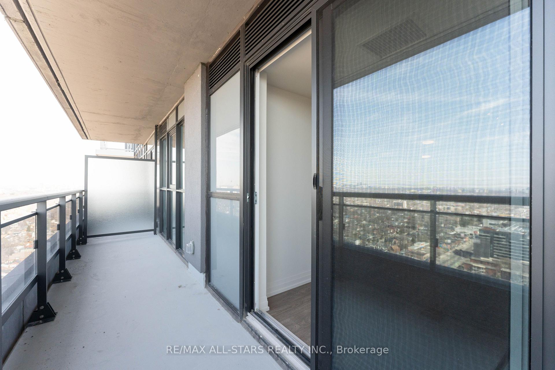 Photo 8 of Unit 2710, 286 Main Street, Toronto, East End-Danforth — HOMEH