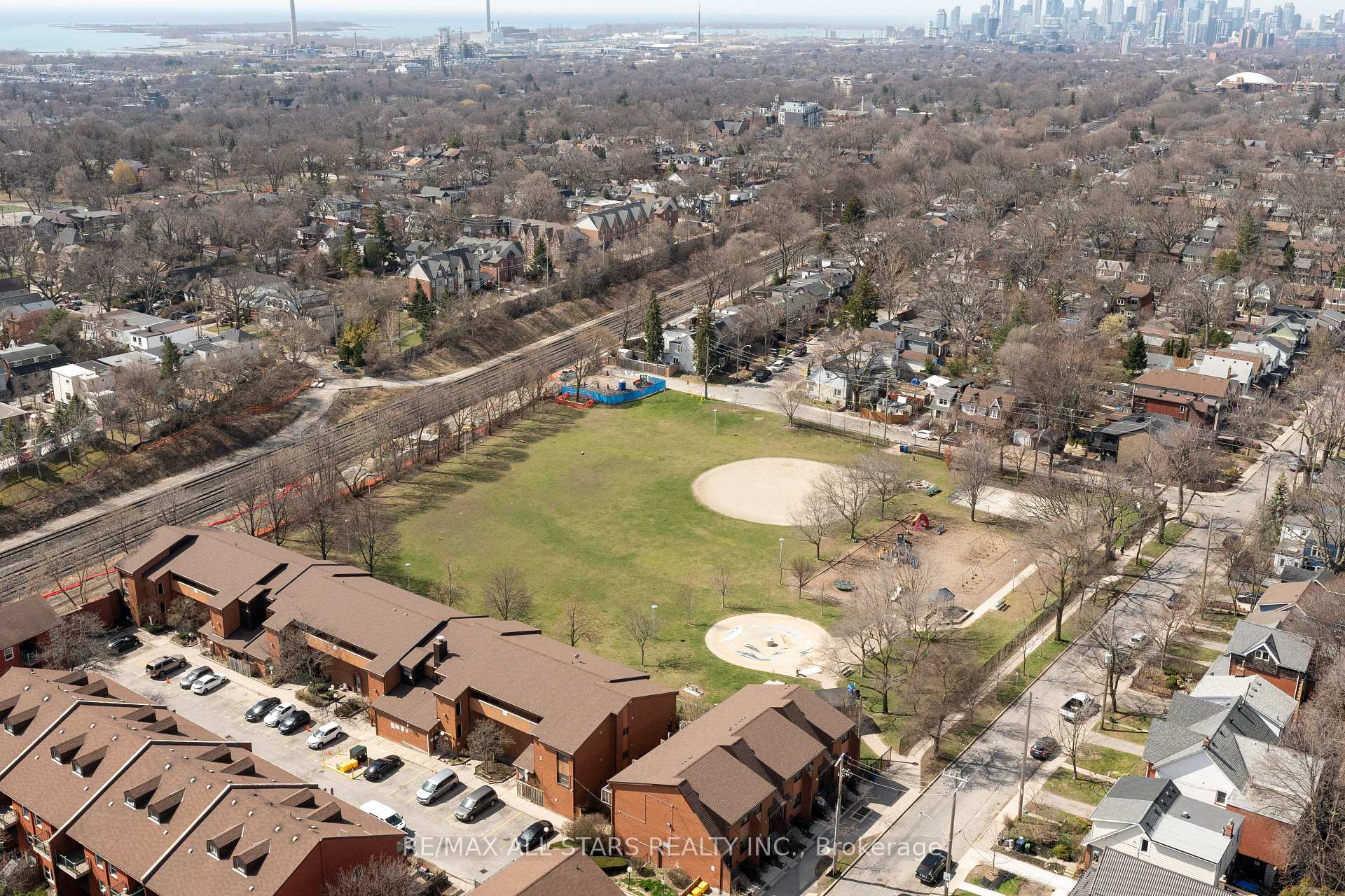 Photo 38 of Unit 2710, 286 Main Street, Toronto, East End-Danforth — HOMEH