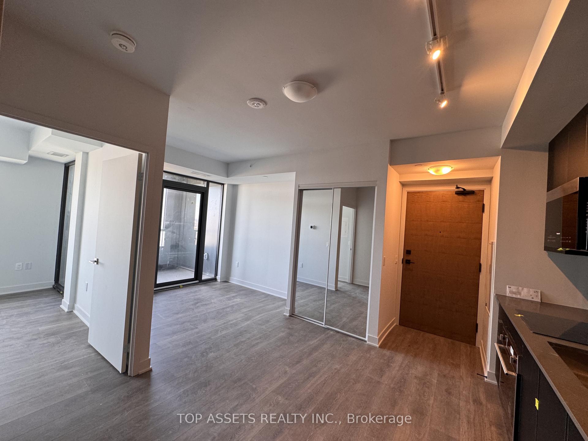 Photo 4 of Unit 5201, 2920 Highway 7 Road, Vaughan, Concord — HOMEH
