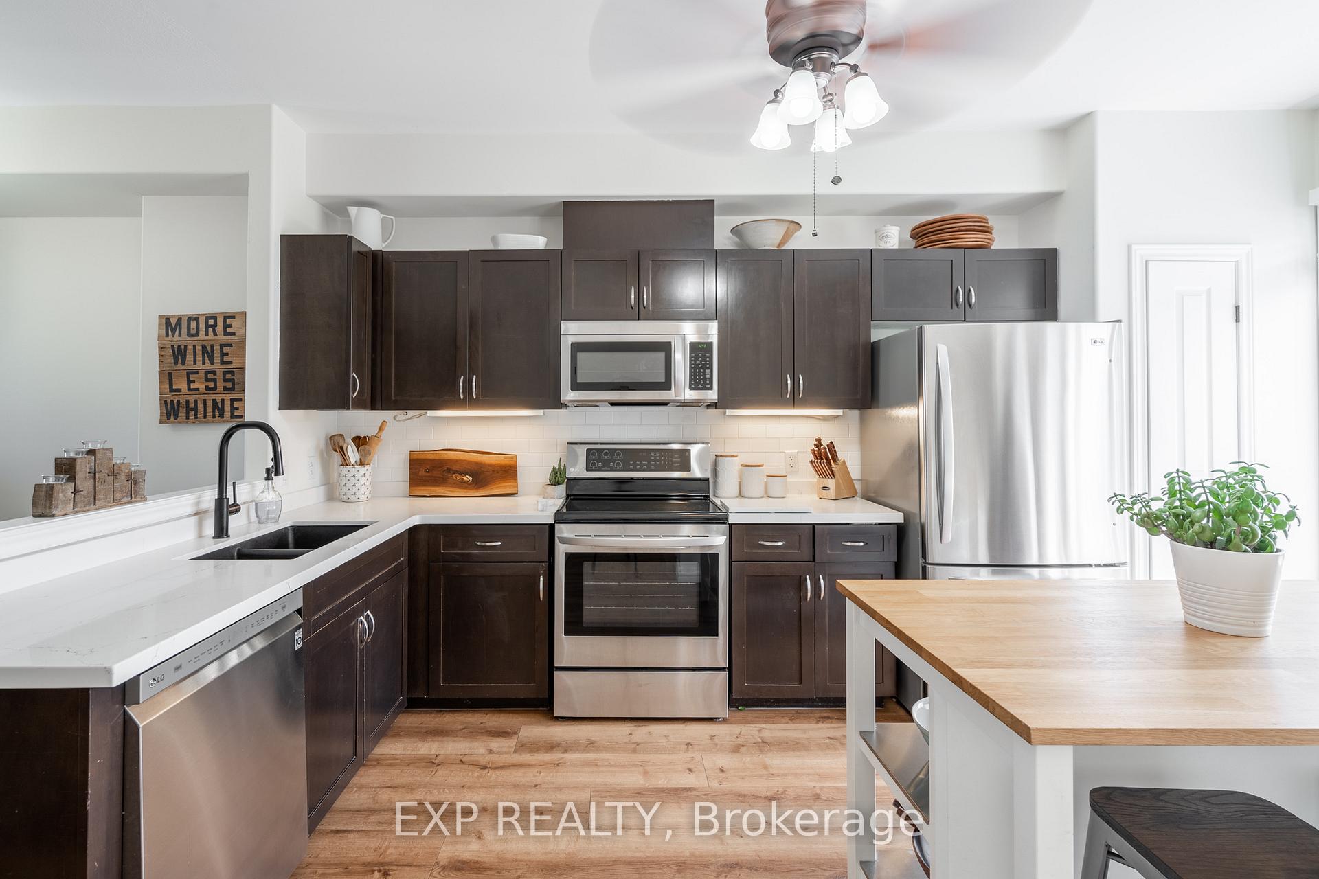 Photo 6 of 8 Hemlock Way, Grimsby, Grimsby West — HOMEH