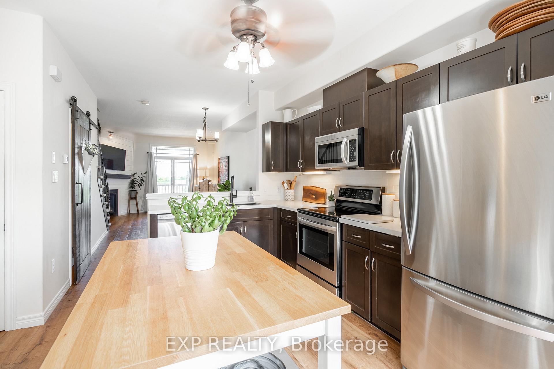 Photo 8 of 8 Hemlock Way, Grimsby, Grimsby West — HOMEH